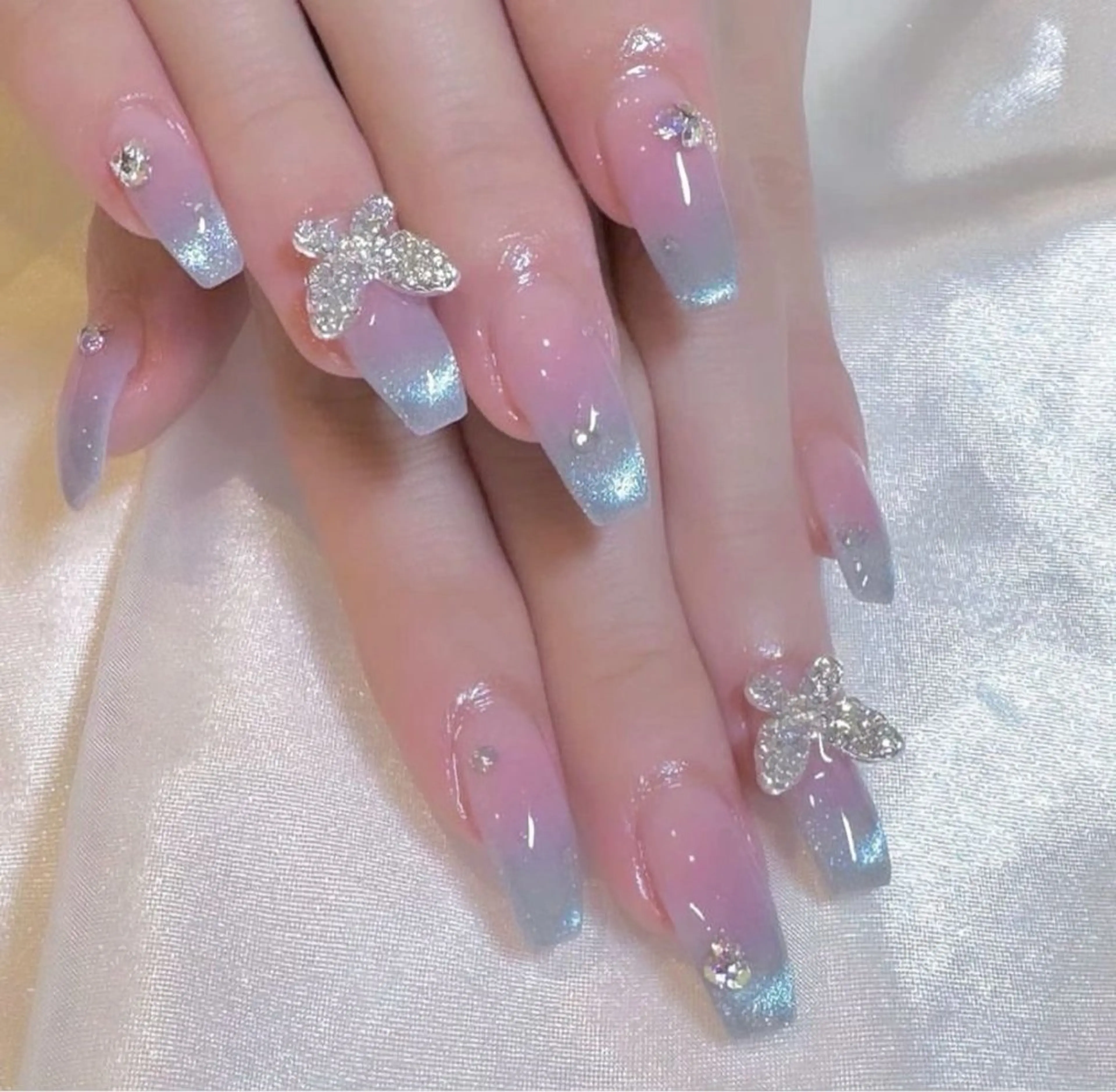 ネイル Lee Nailsのネイルデザイン