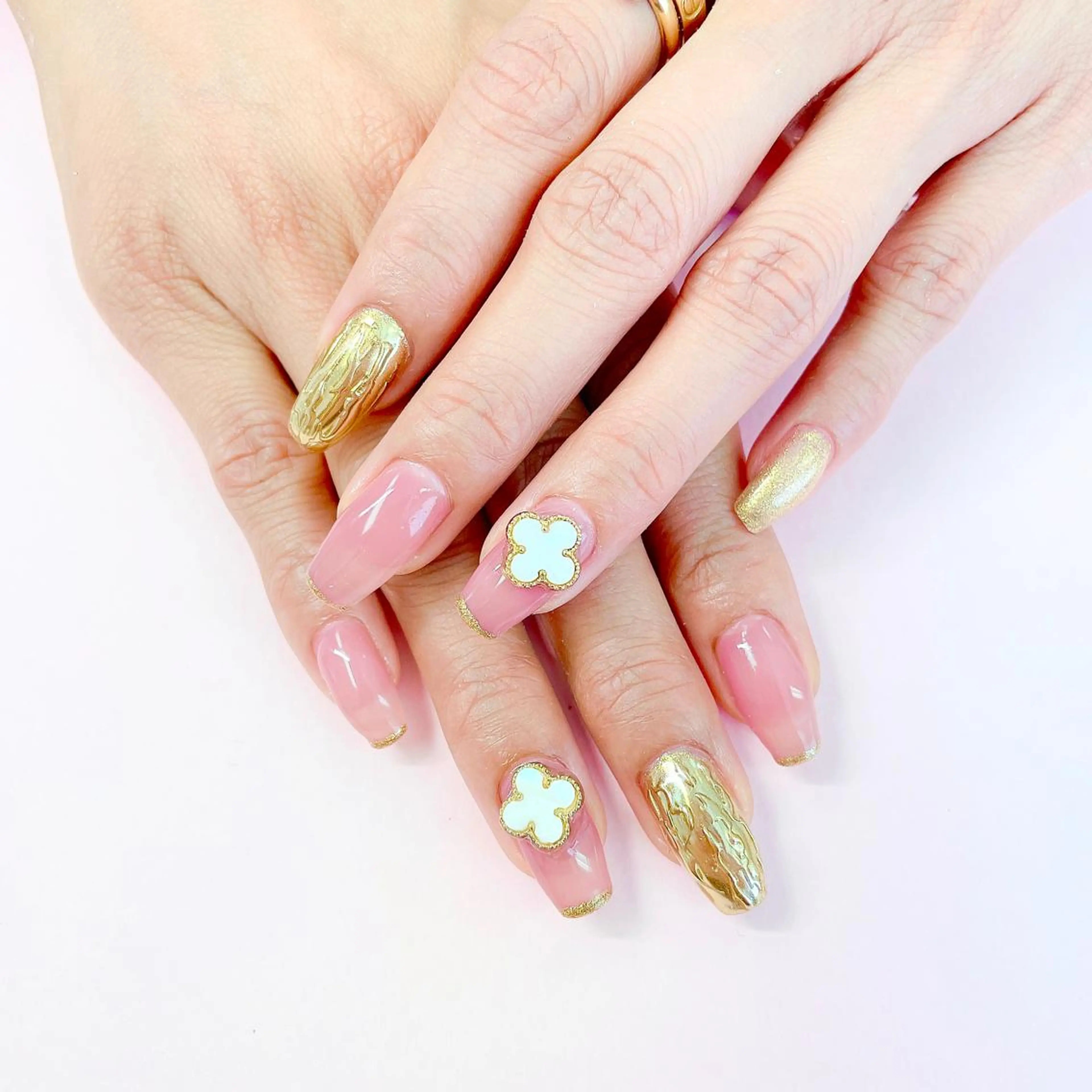 ネイル ニュアンスネイル ハンドネイル 大阪福島 韓国まつげ Sayaka🤍🐩のマツエク・マツパデザイン