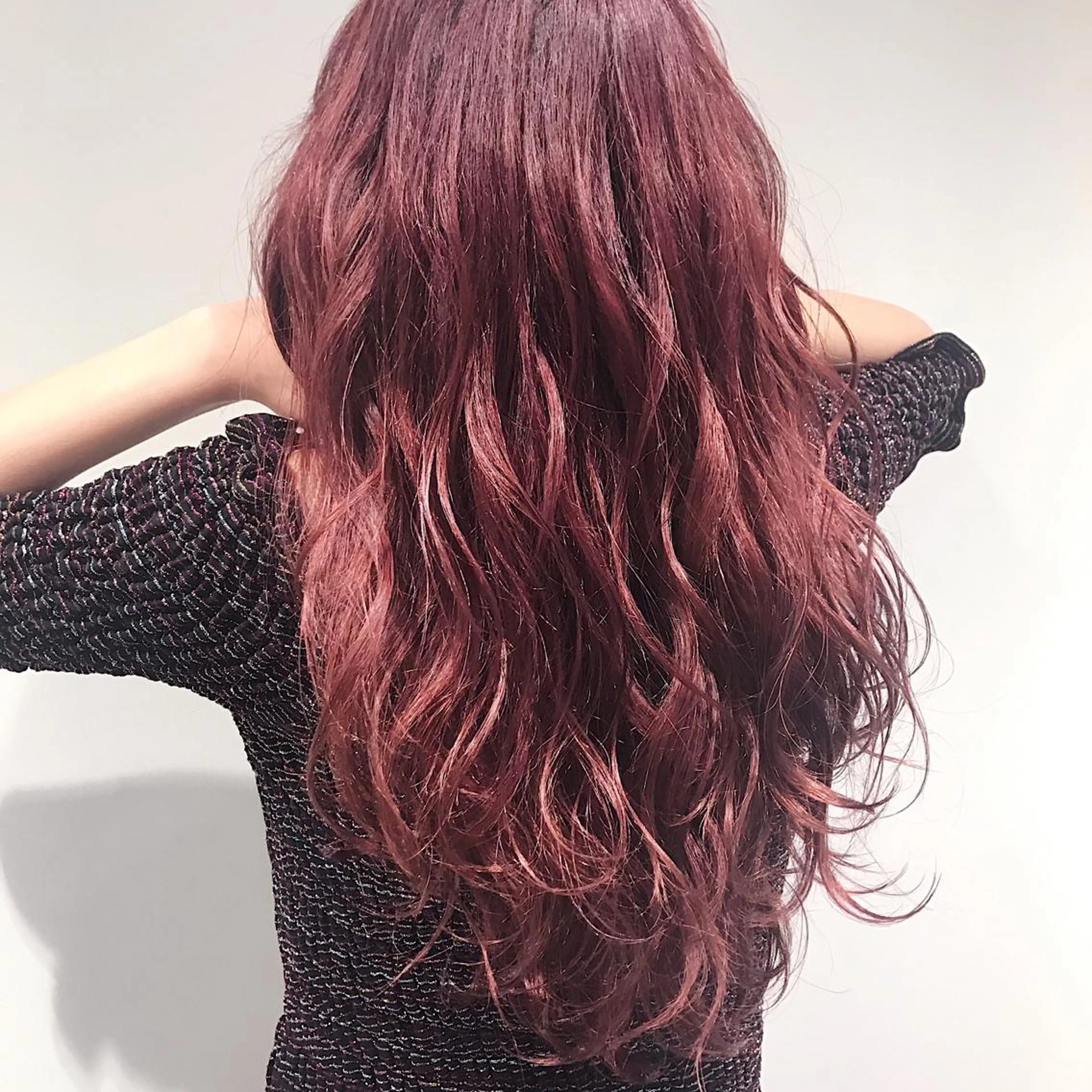 ロング カラー ヘアアレンジ Zina渋谷エリア マネージャShionのヘアスタイル