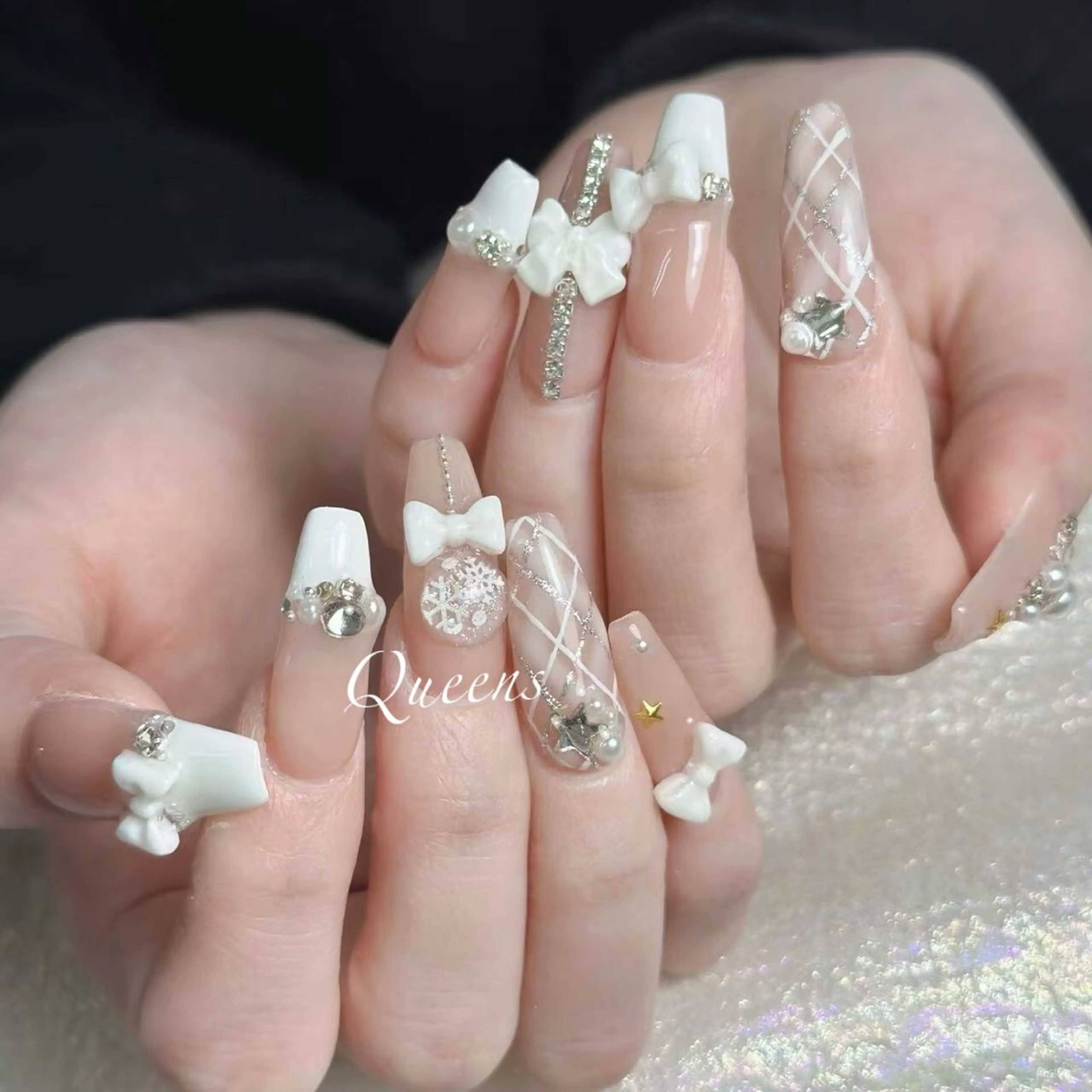 ネイル ハンドネイル Queens ひなのネイルデザイン