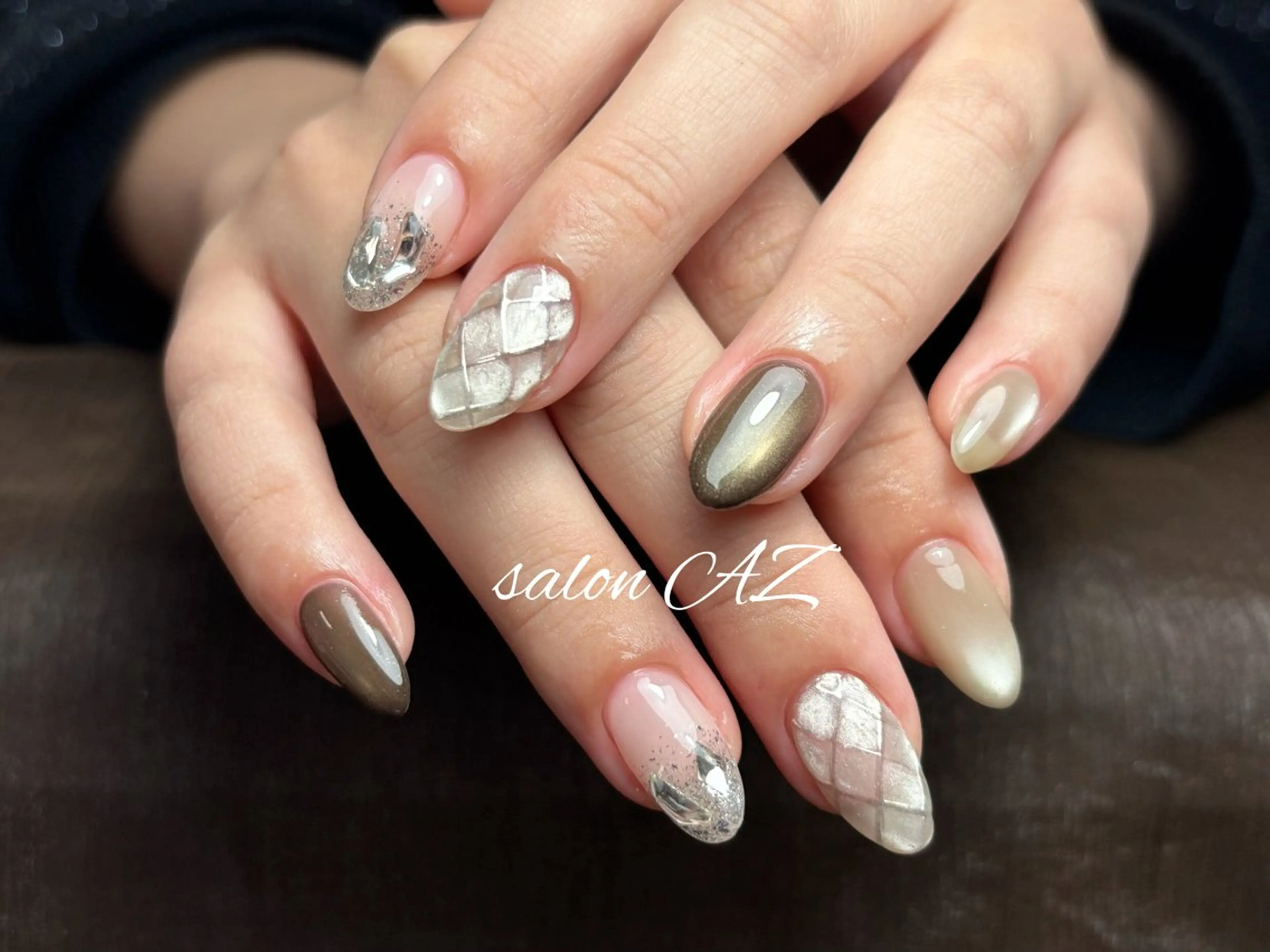 ネイル アートネイル 長さ出し フットネイル フレンチネイル ジェルネイル ハンドネイル salon AZのネイルデザイン