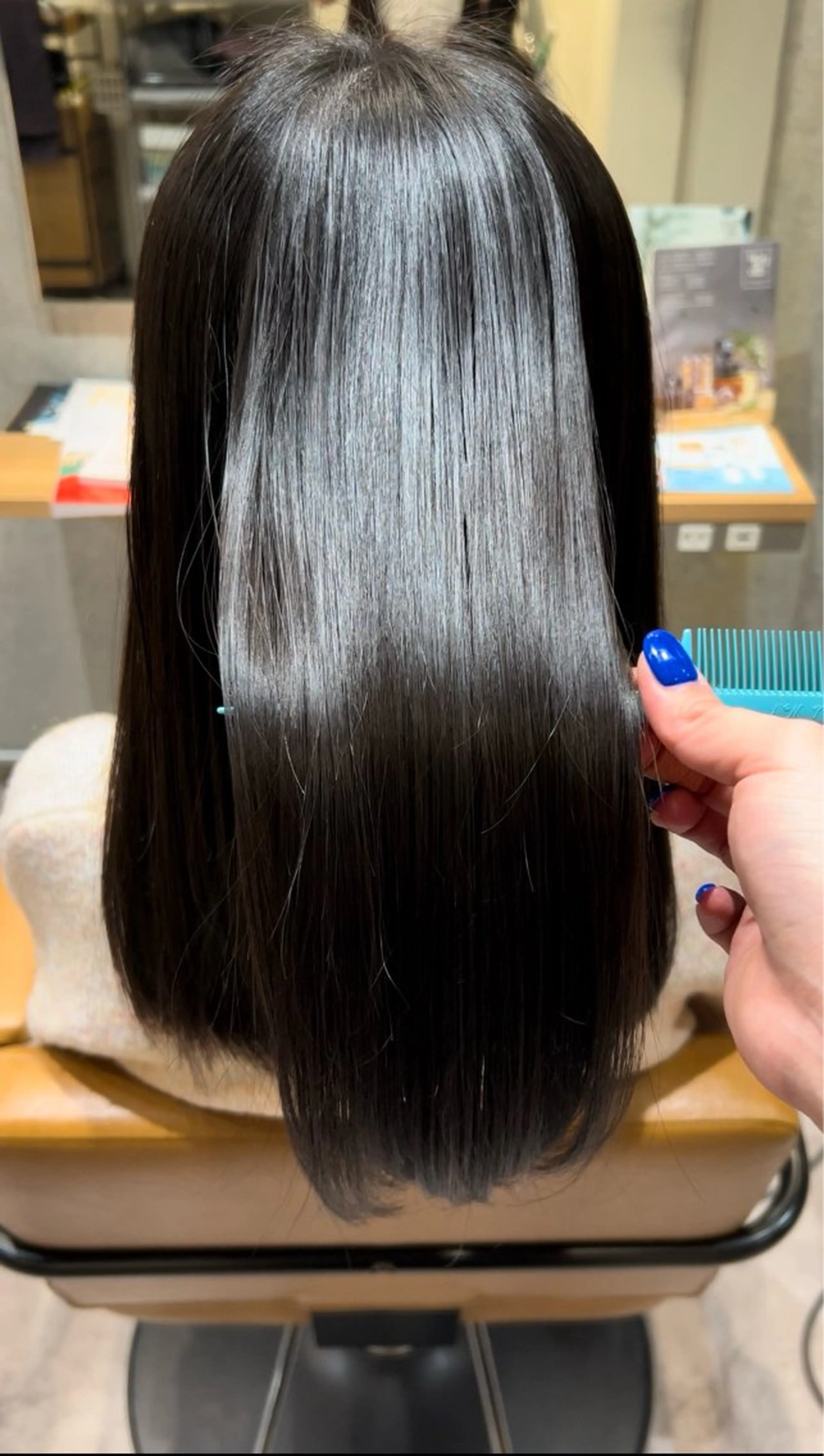 カット＋カラー＋【ミルボン最高ランク】グローバルミルボントリートメントの写真