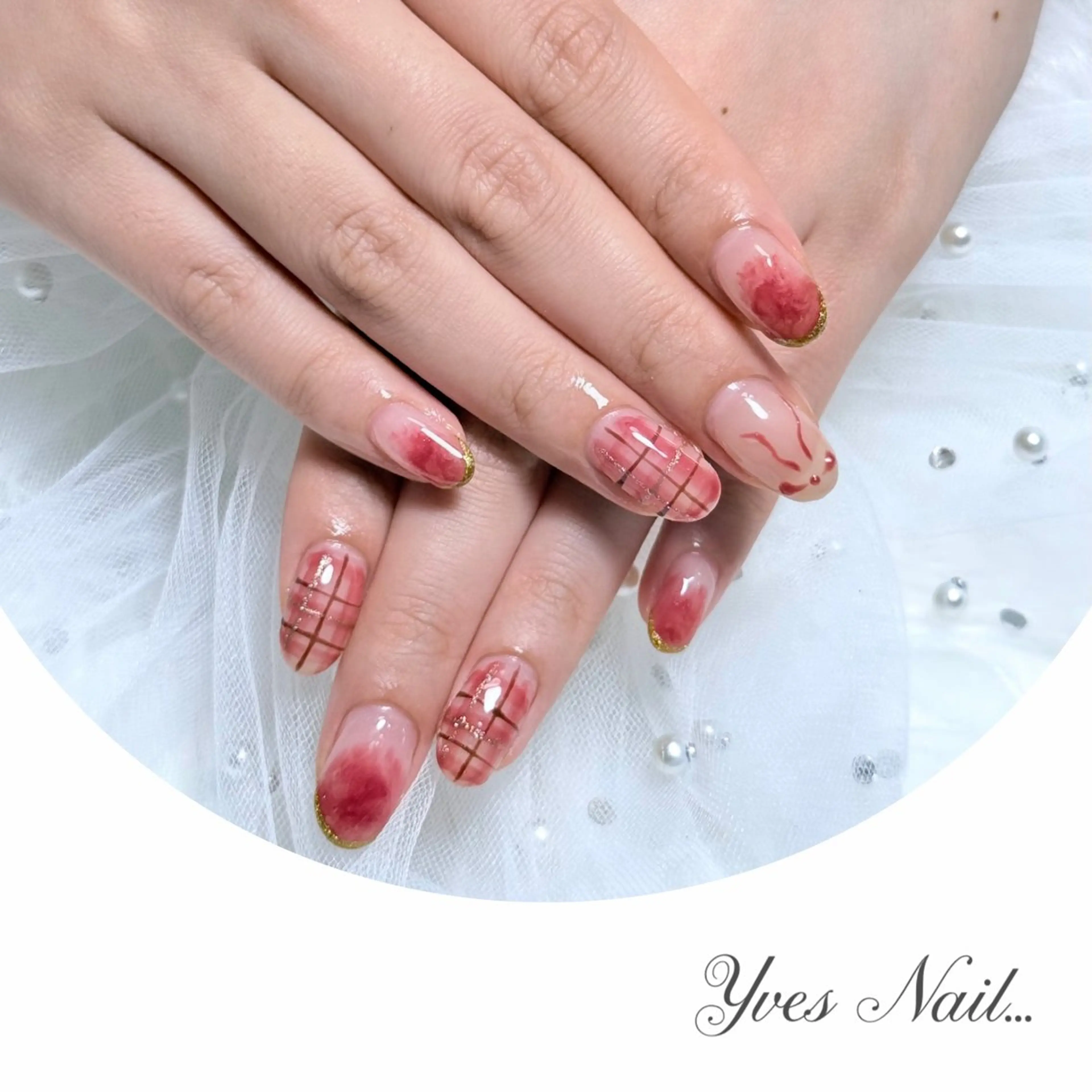 ネイル ボルドー ニュアンスネイル リボン ハンドネイル kanno yのネイルデザイン