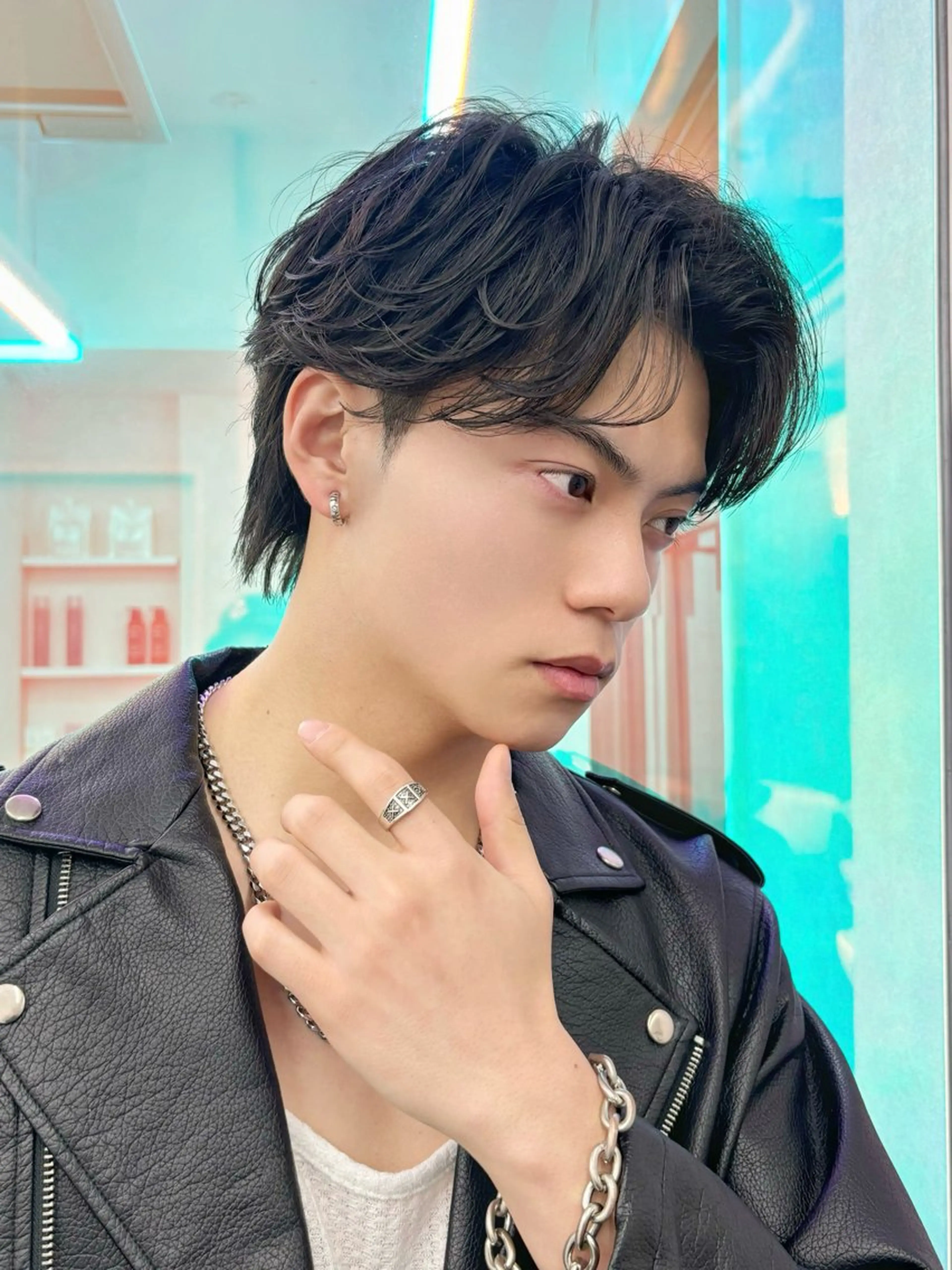 ショート カット パーマ 岩井 虎大郎のヘアスタイル