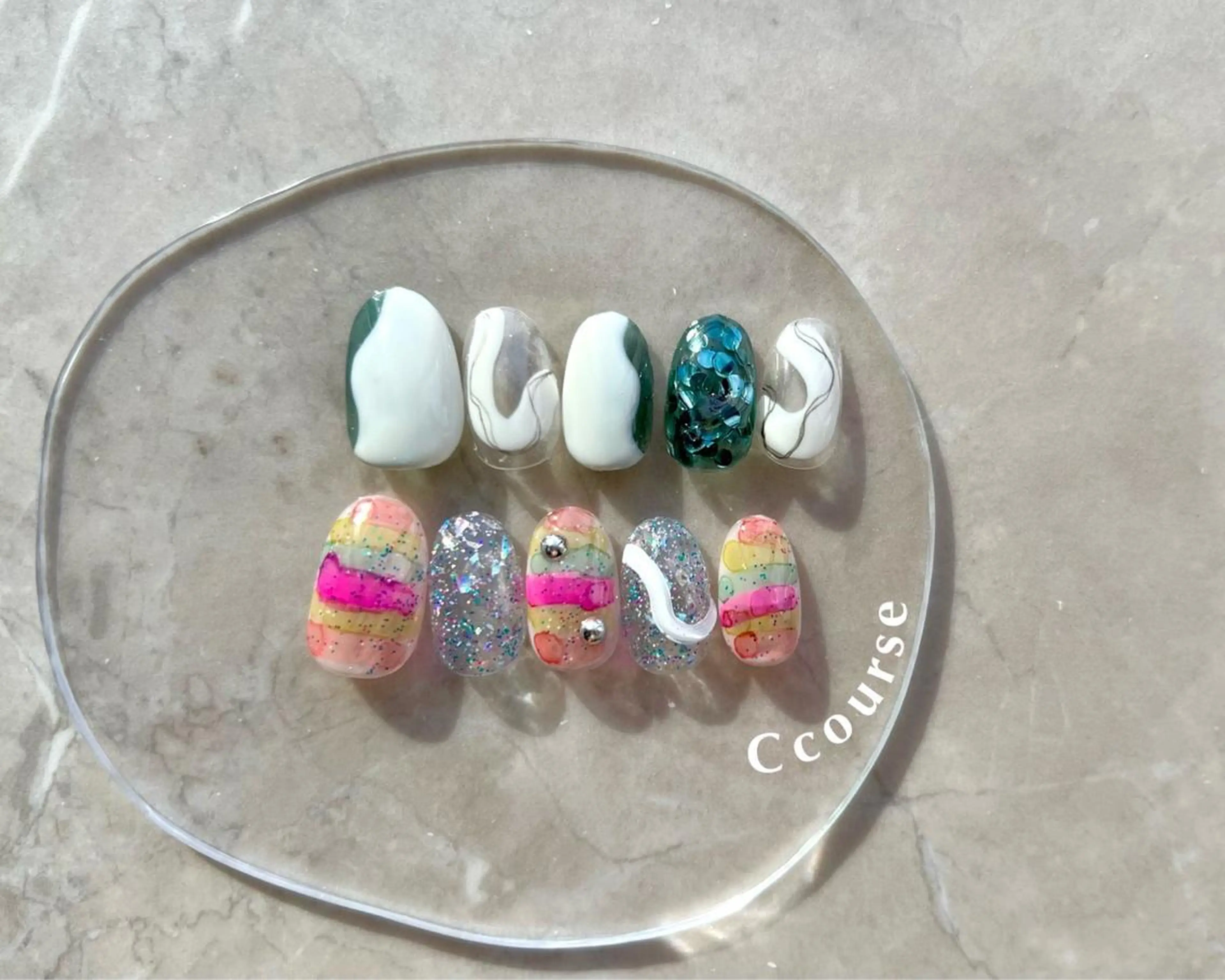 [ハンド]定額Cコース✨パラジェル変更無料✨(※ソフトジェルオフ御新規様&30日以内再来で無料)の写真