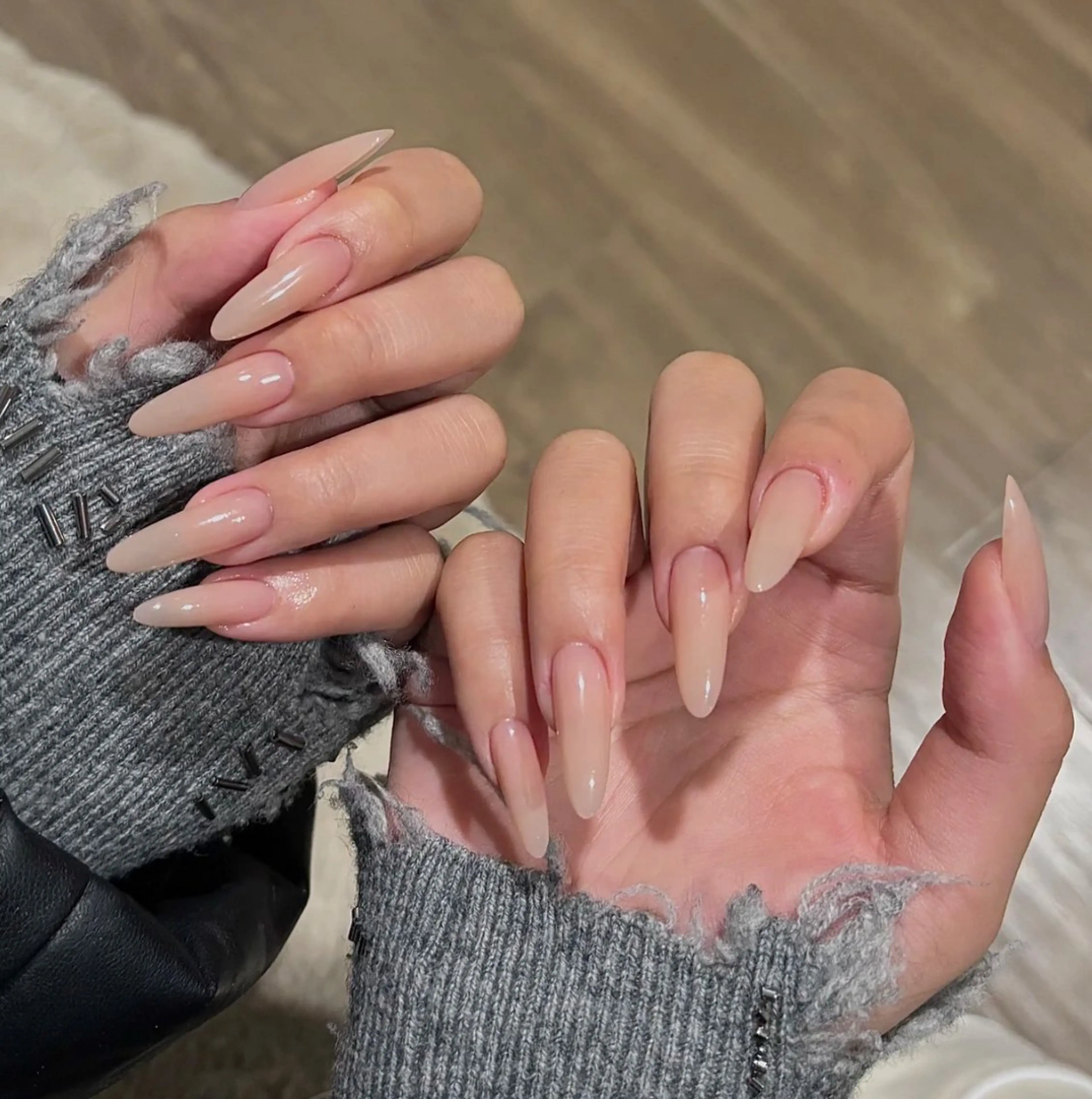 ネイル 長さ出し フレンチネイル ジェルネイル 韓国ネイル マグネットネイル ハンドネイル Sun Nail 池袋のネイルデザイン