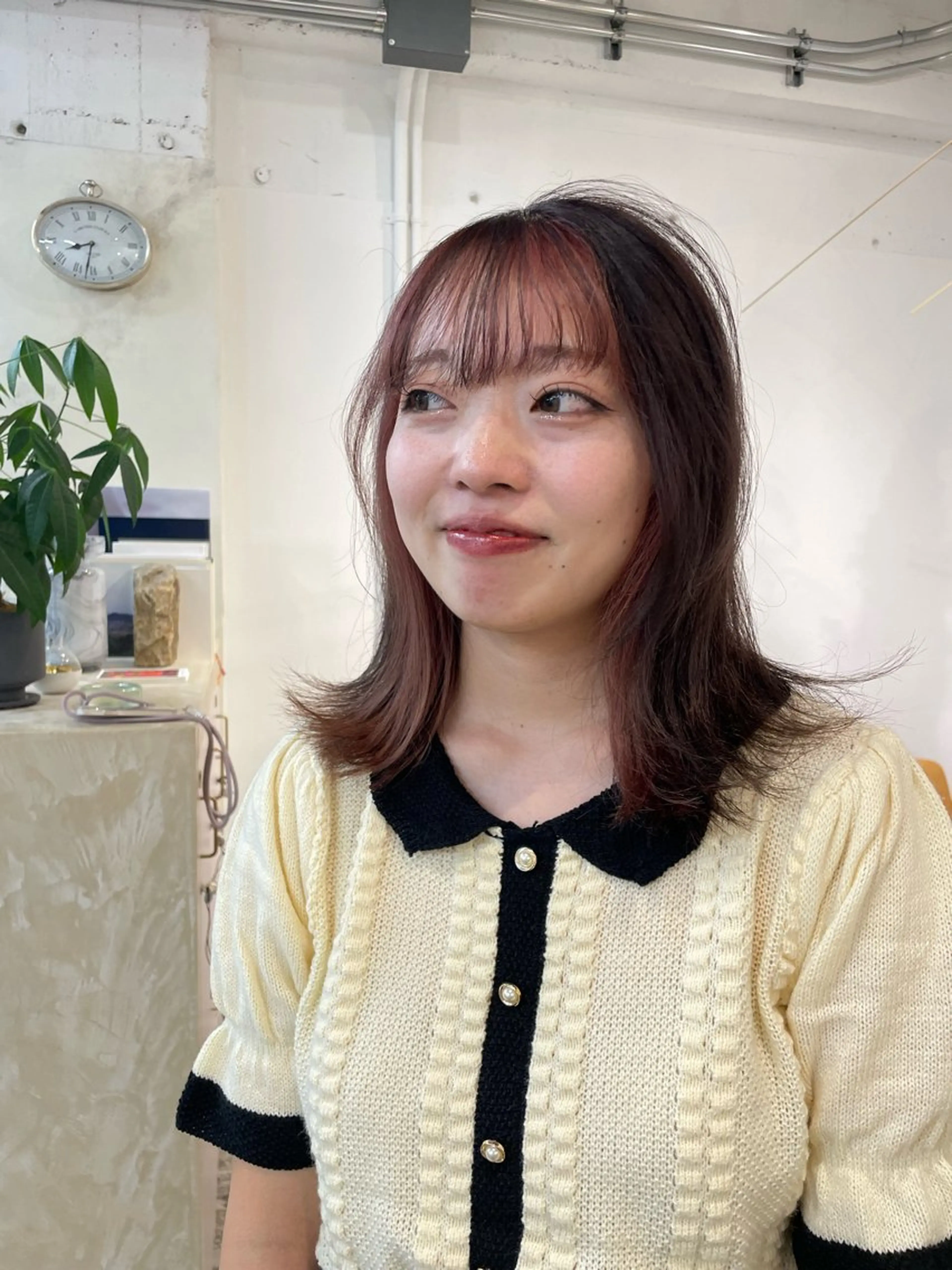 ミディアム カラー Terve.竹内 視咲のヘアスタイル