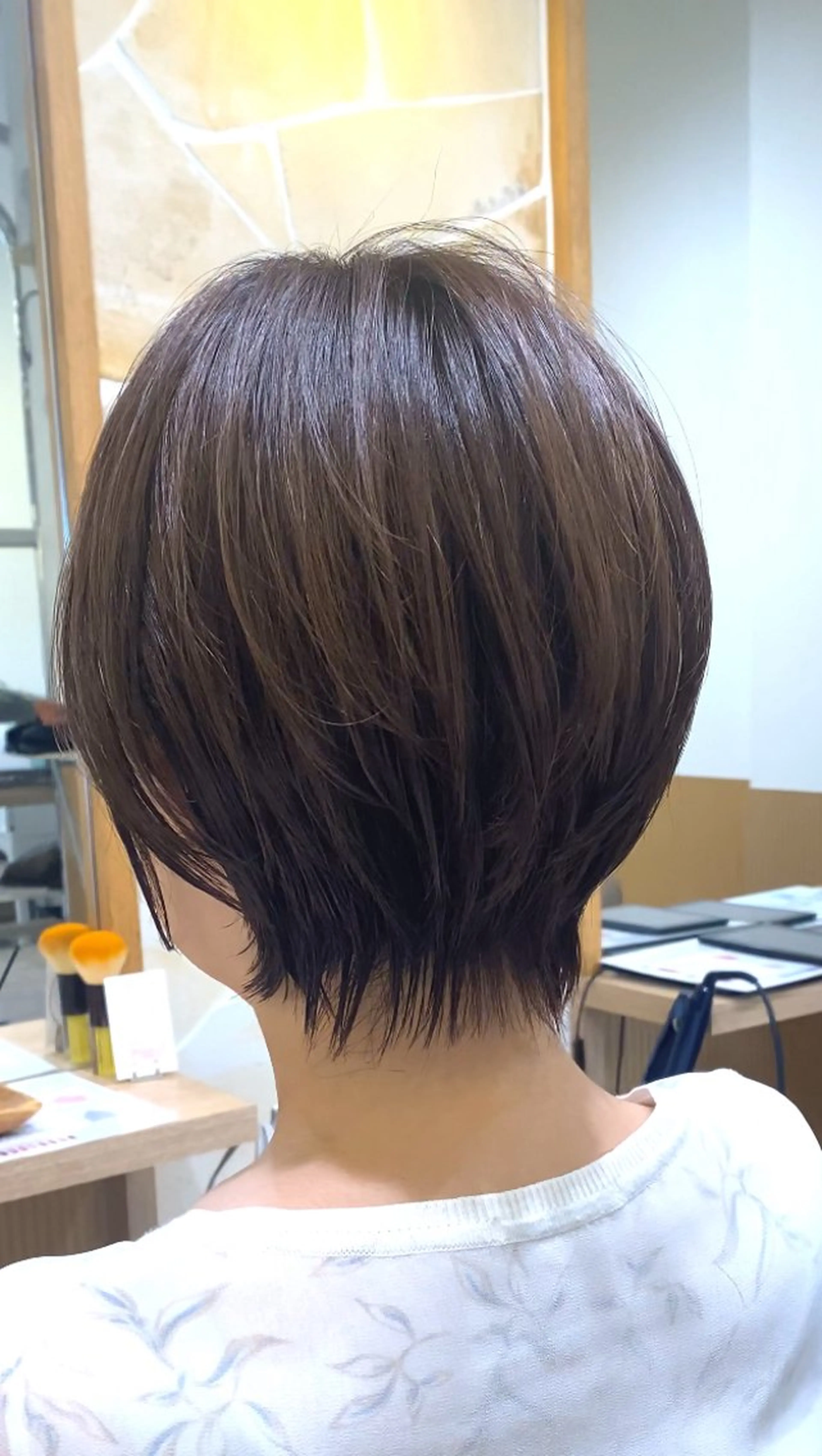 ショート カラー ショートボブ グレージュ ボブ ショートヘア カット ヘアカラー トリートメント 坂井 茅聖のヘアスタイル