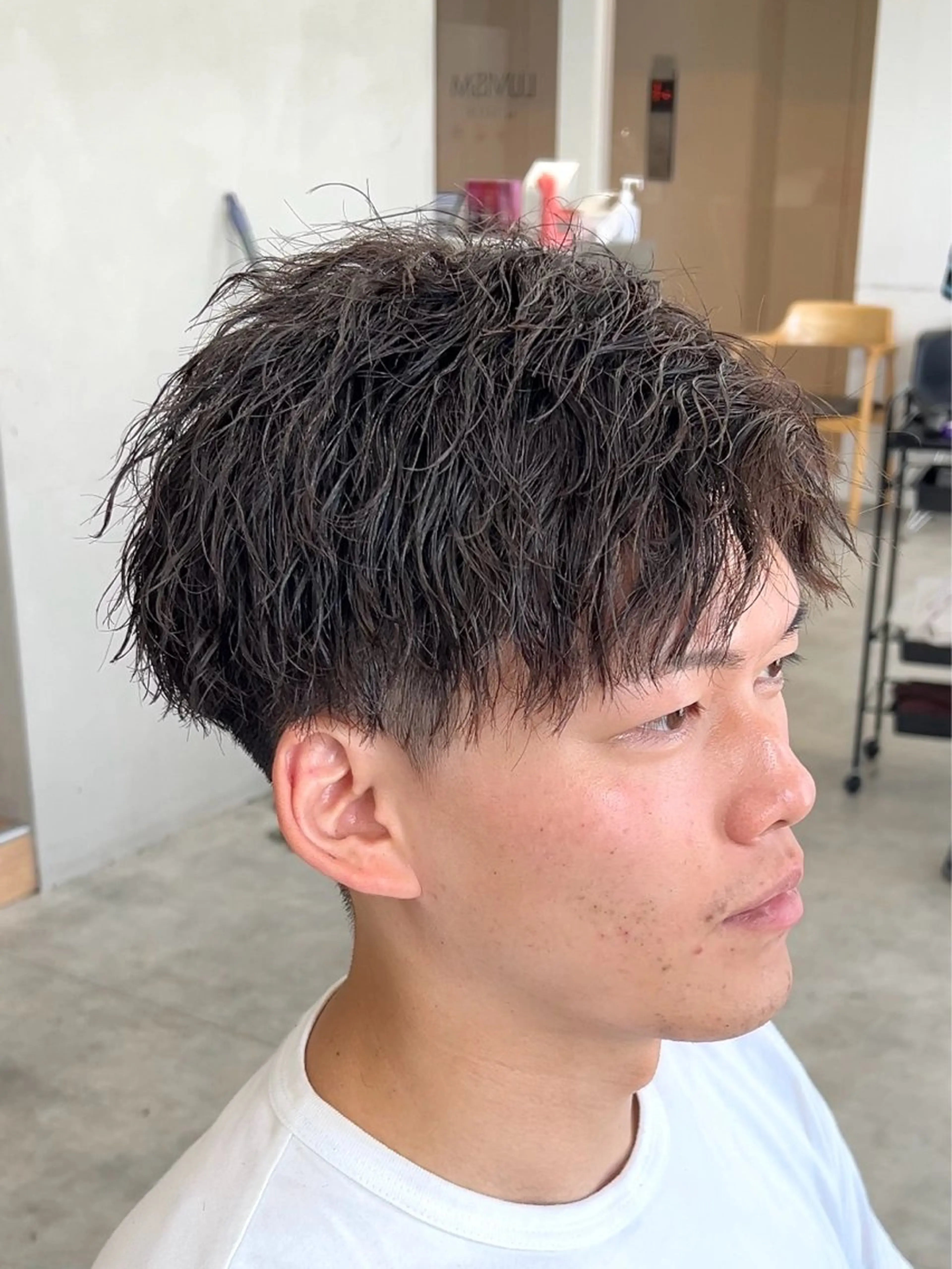 ショート パーマ メンズ メンズパーマ ツイストスパイラルパーマ ショートヘア スパイラルパーマ カット パーマ メンズパーマ/ 新潟駅/佐藤裕のヘアスタイル