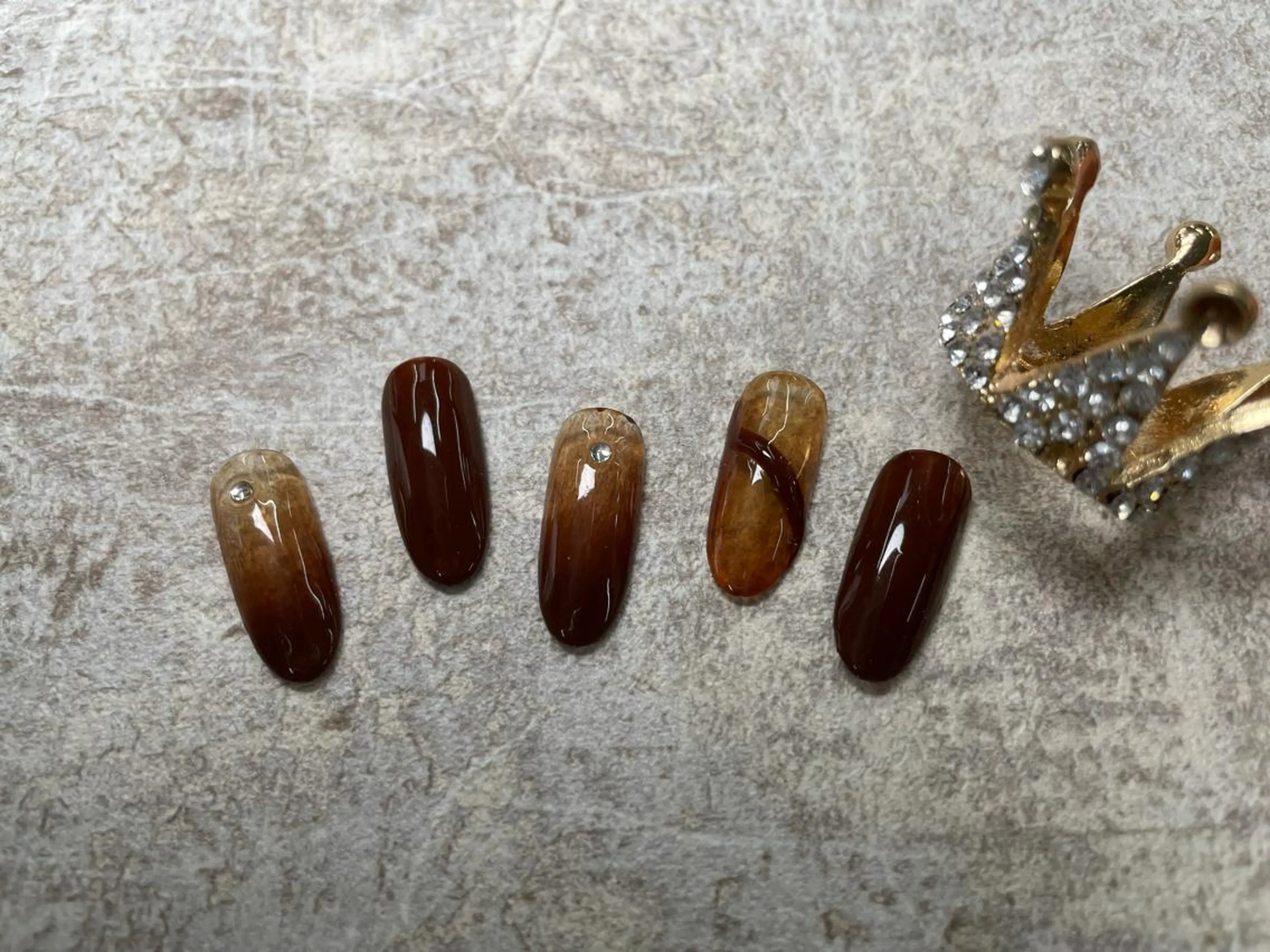 チ ンのネイルデザイン