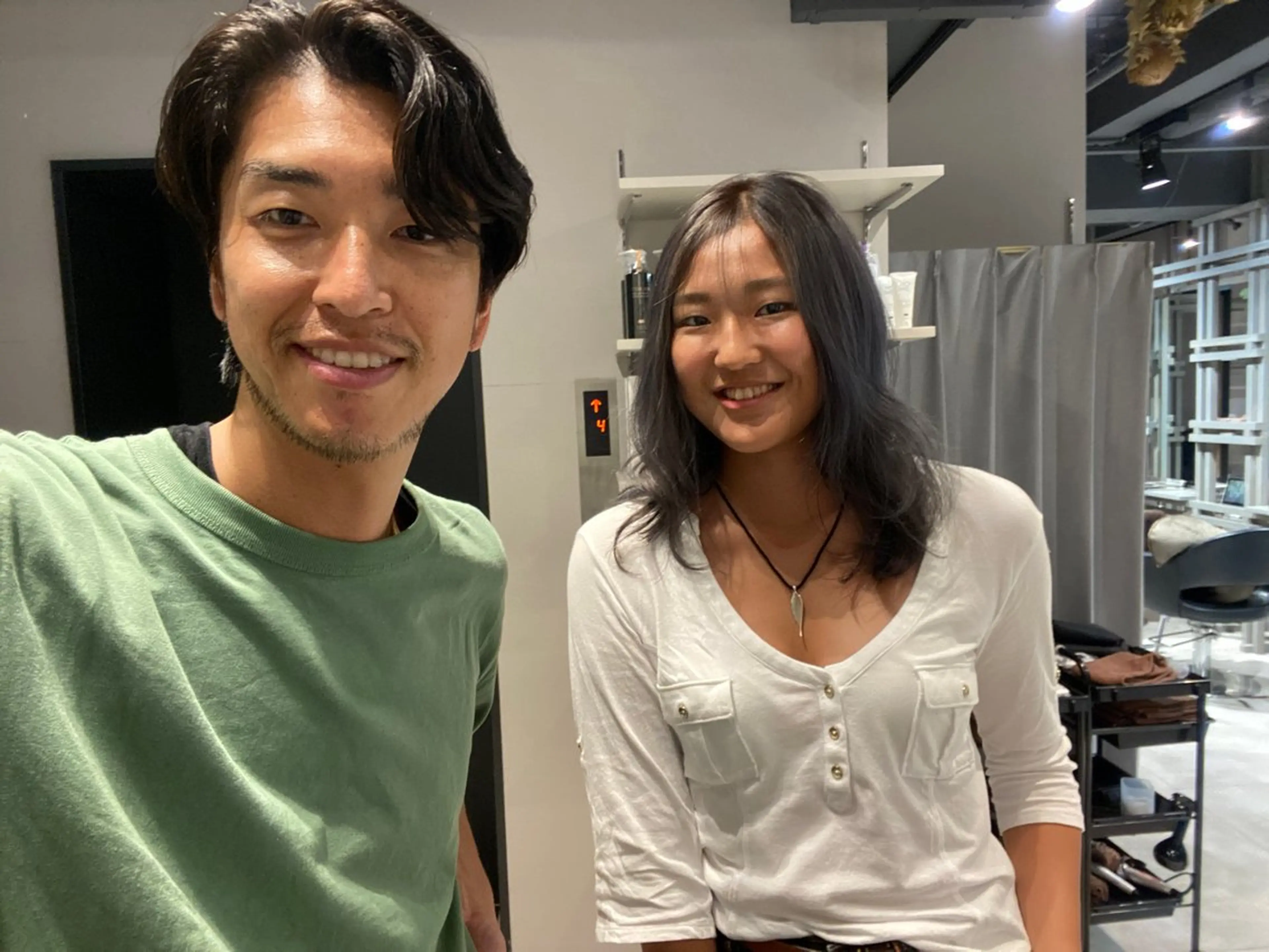 ミディアム カット ヘアカラー トリートメント また会いたくなる 美容師【KENTA】のヘアスタイル