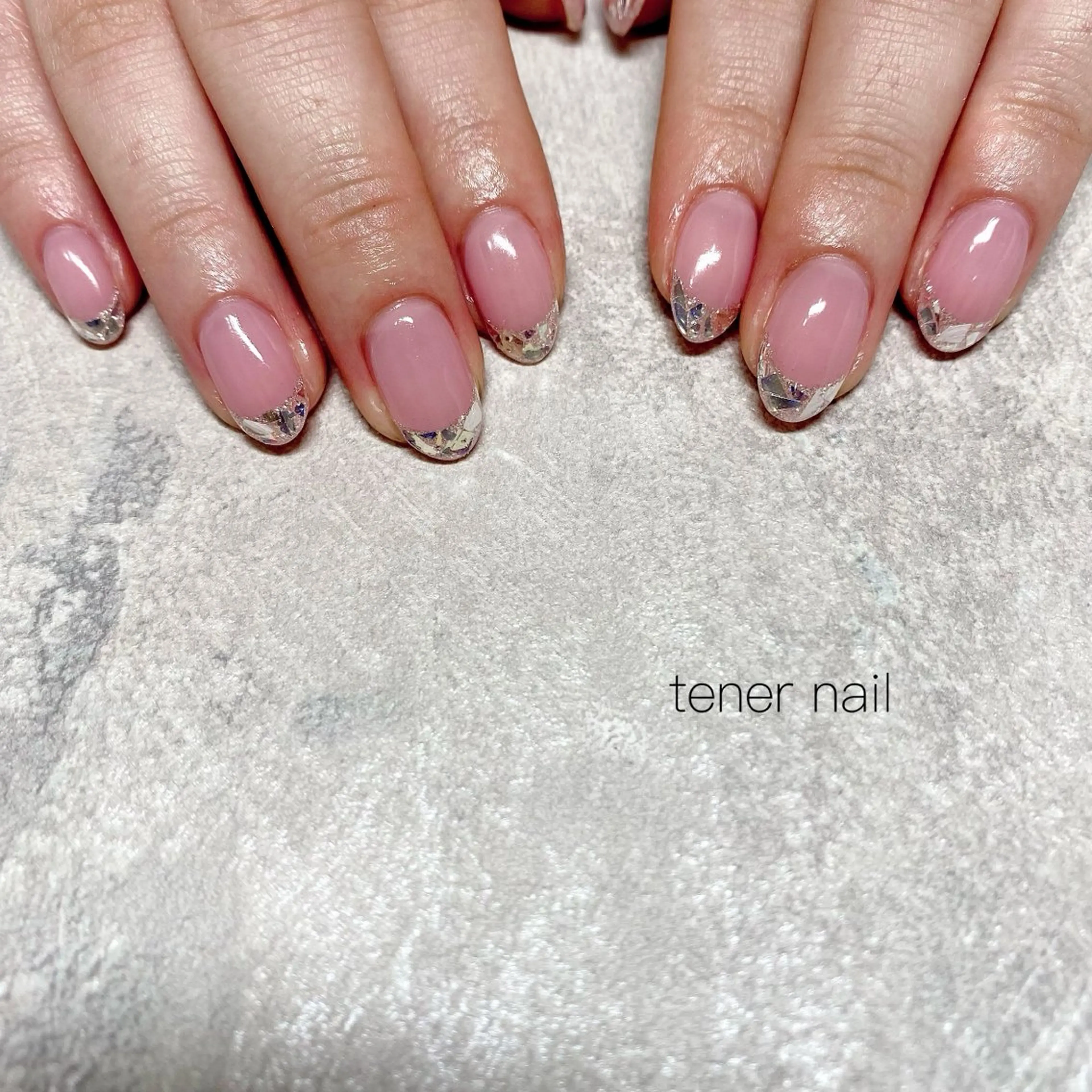 ネイル フレンチネイル ガラスフレンチ ハンドネイル tener  nail  テネルネイル所属・テネルネイル tener nailのネイルデザイン