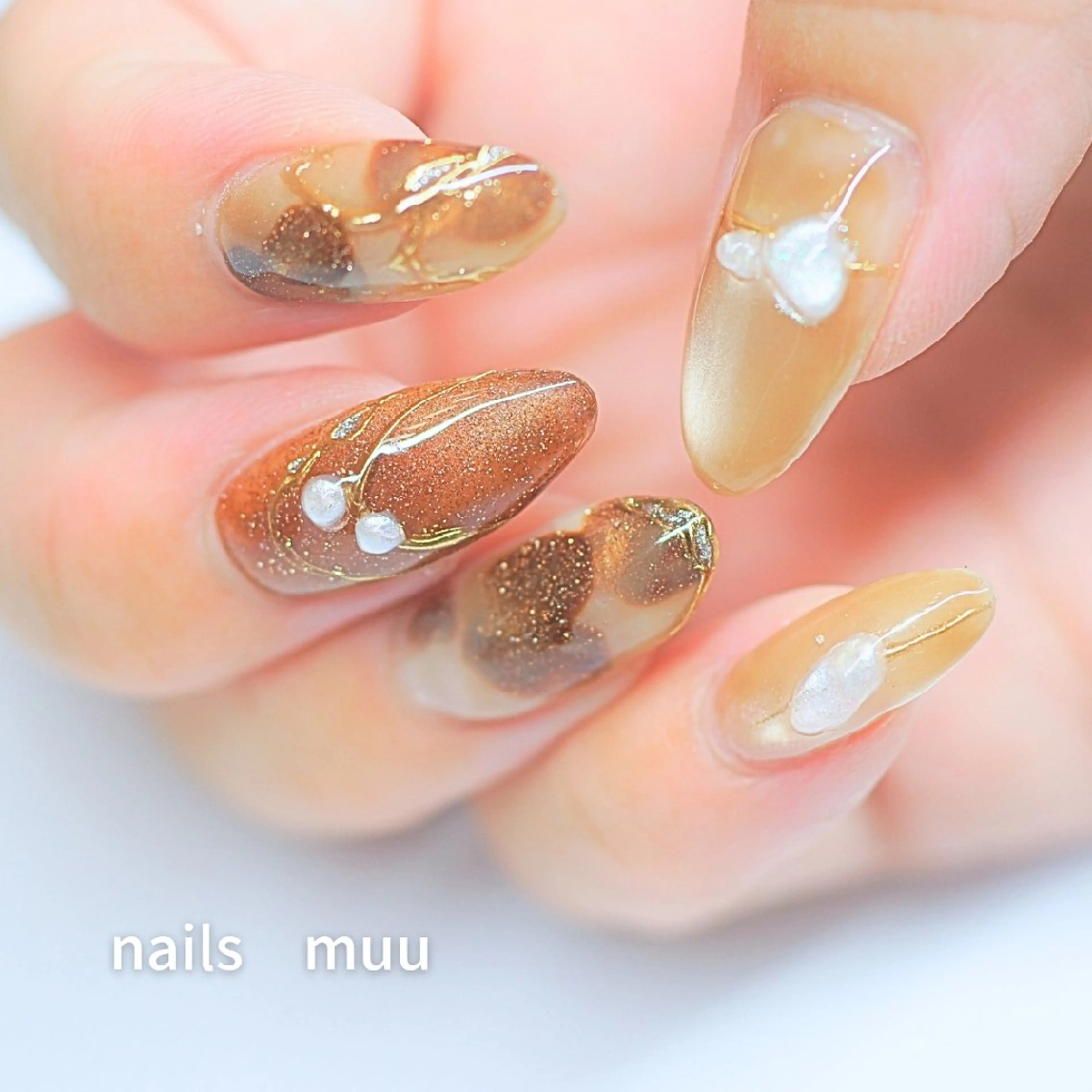 ネイル アートネイル べっ甲ネイル ジェルネイル マグネットネイル ミラーネイル ハンドネイル nails muu まゆのネイルデザイン