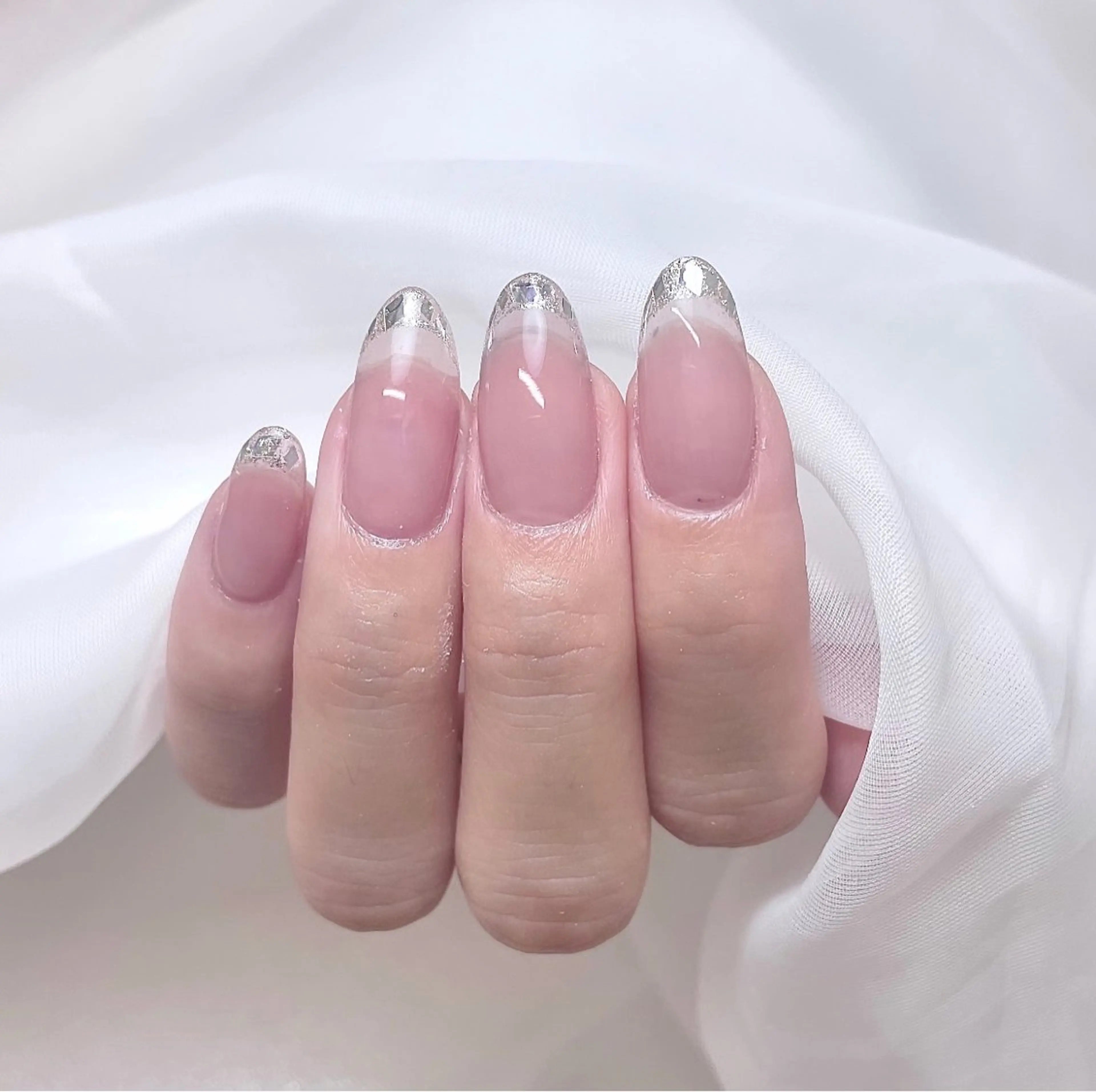 ネイル Nail salon s.k.所属・Nailist. emiのネイルデザイン