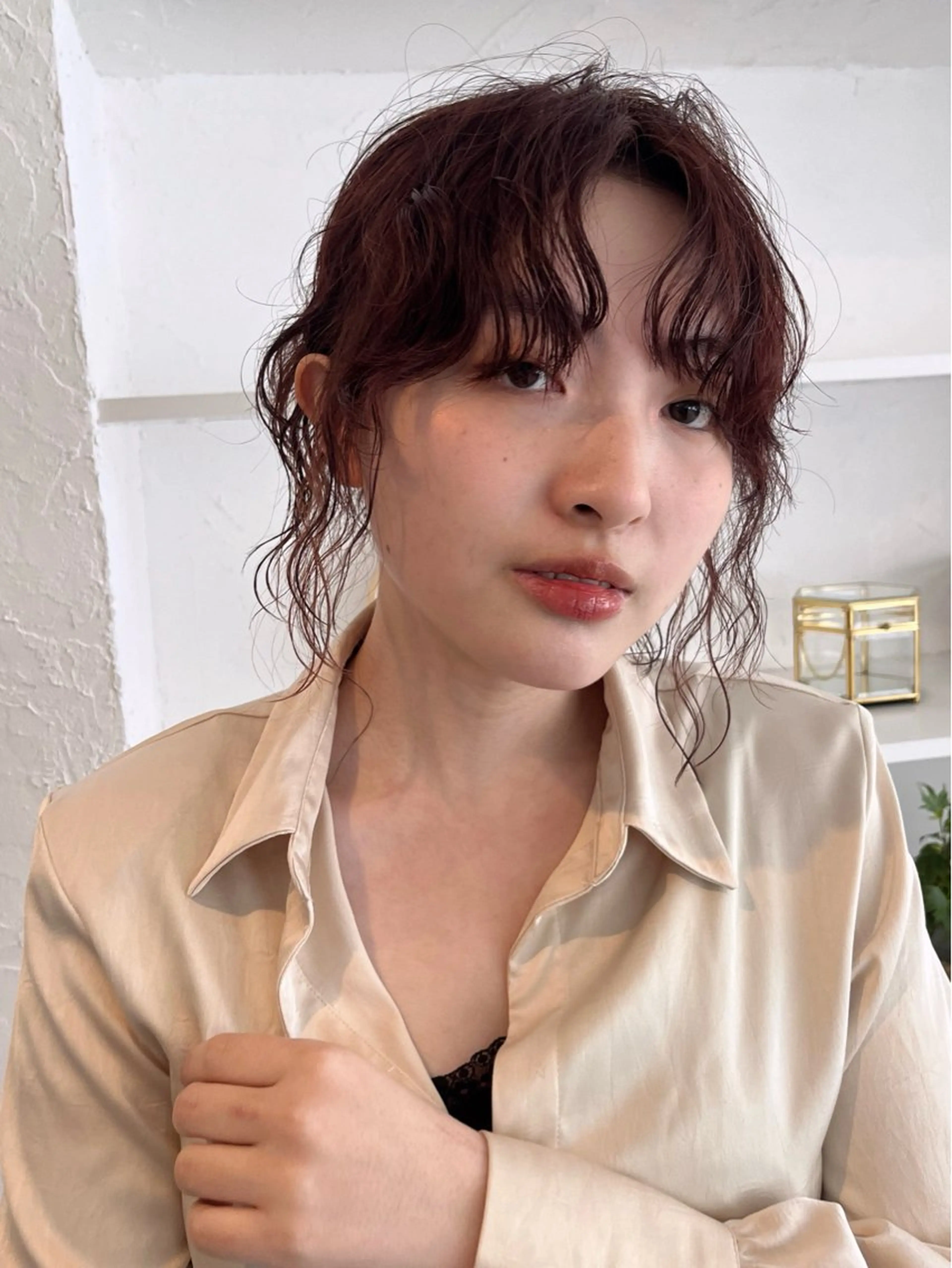 ミディアム カラー パーマ ミディアムパーマ カット ヘアカラー パーマ ボブパーマ/パーマ ウルフパーマのヘアスタイル