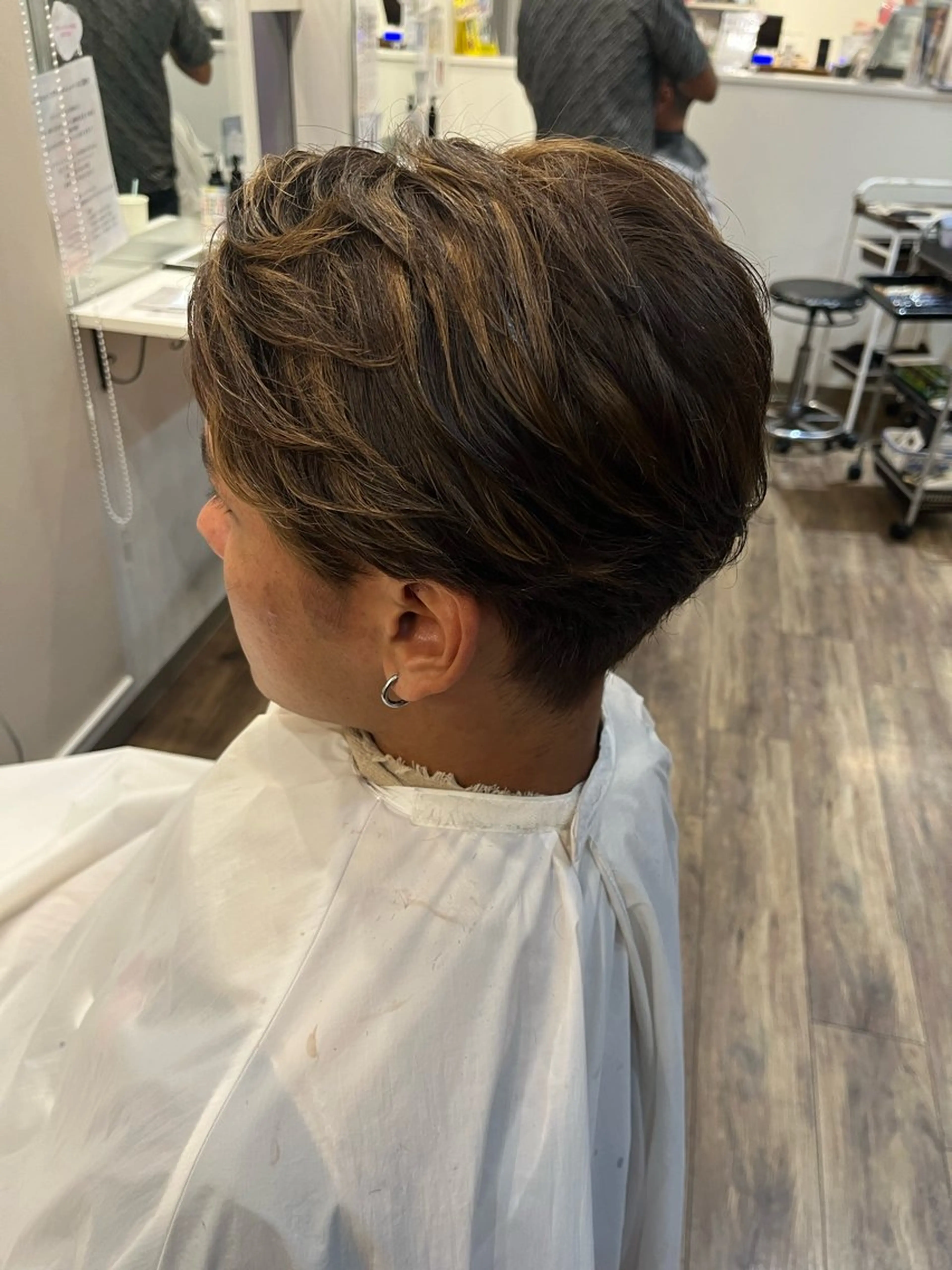 ショート 廣川 真梨乃のヘアスタイル