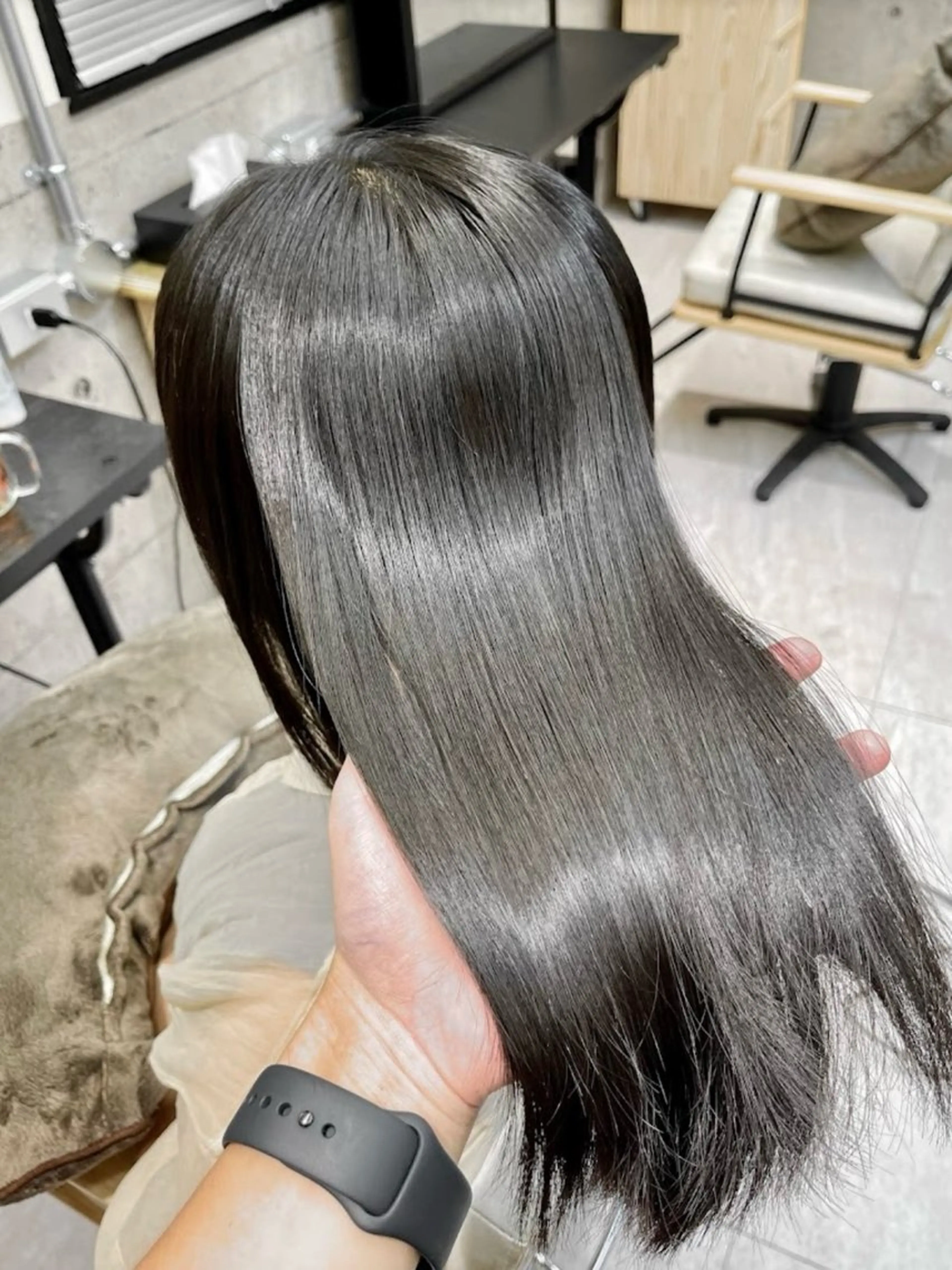 朝の支度がラクになる｜髪質改善シルクストレート＋補修TRの写真