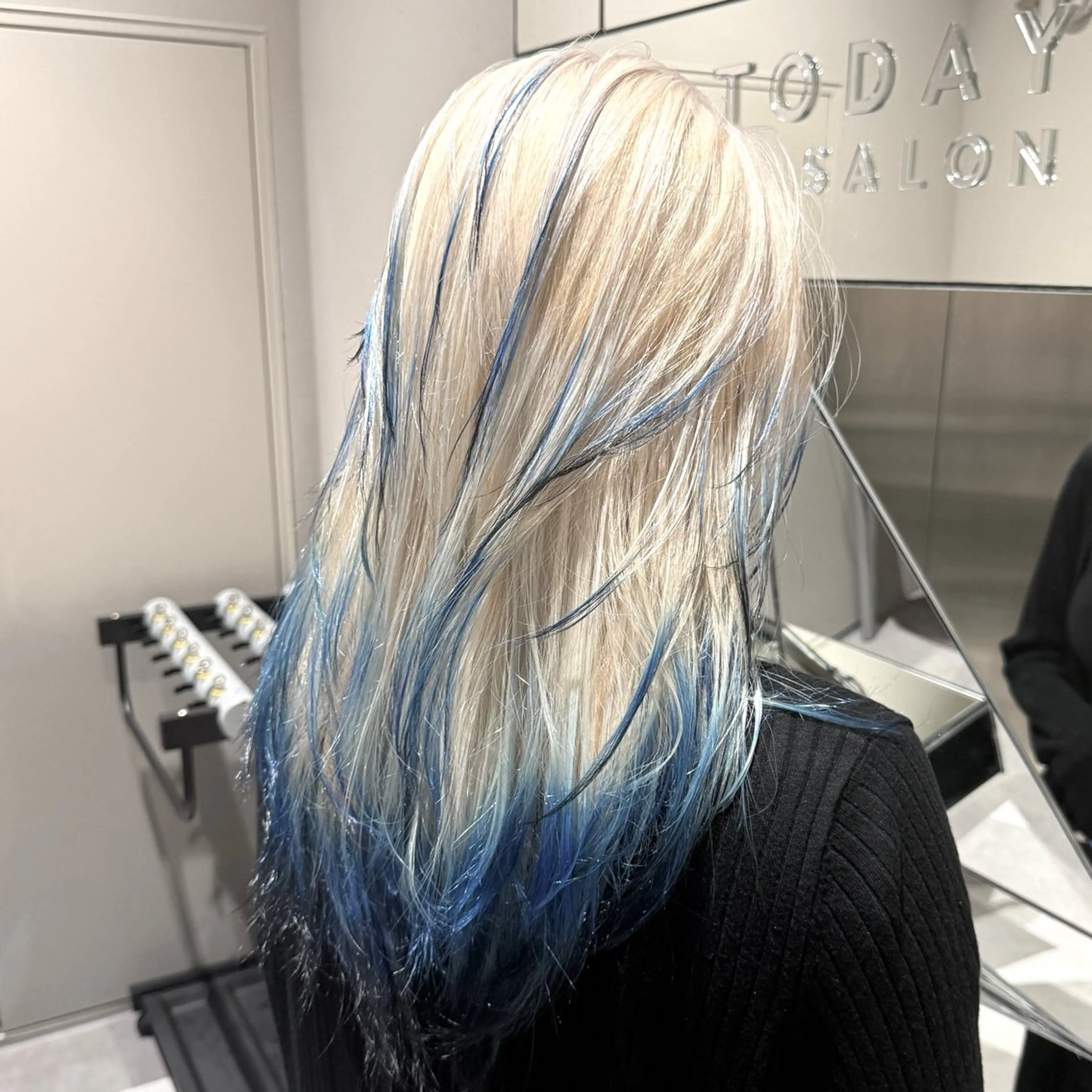 ロング カラー ✨ブリーチ支持No1 複雑履歴修正/舘岡のヘアスタイル