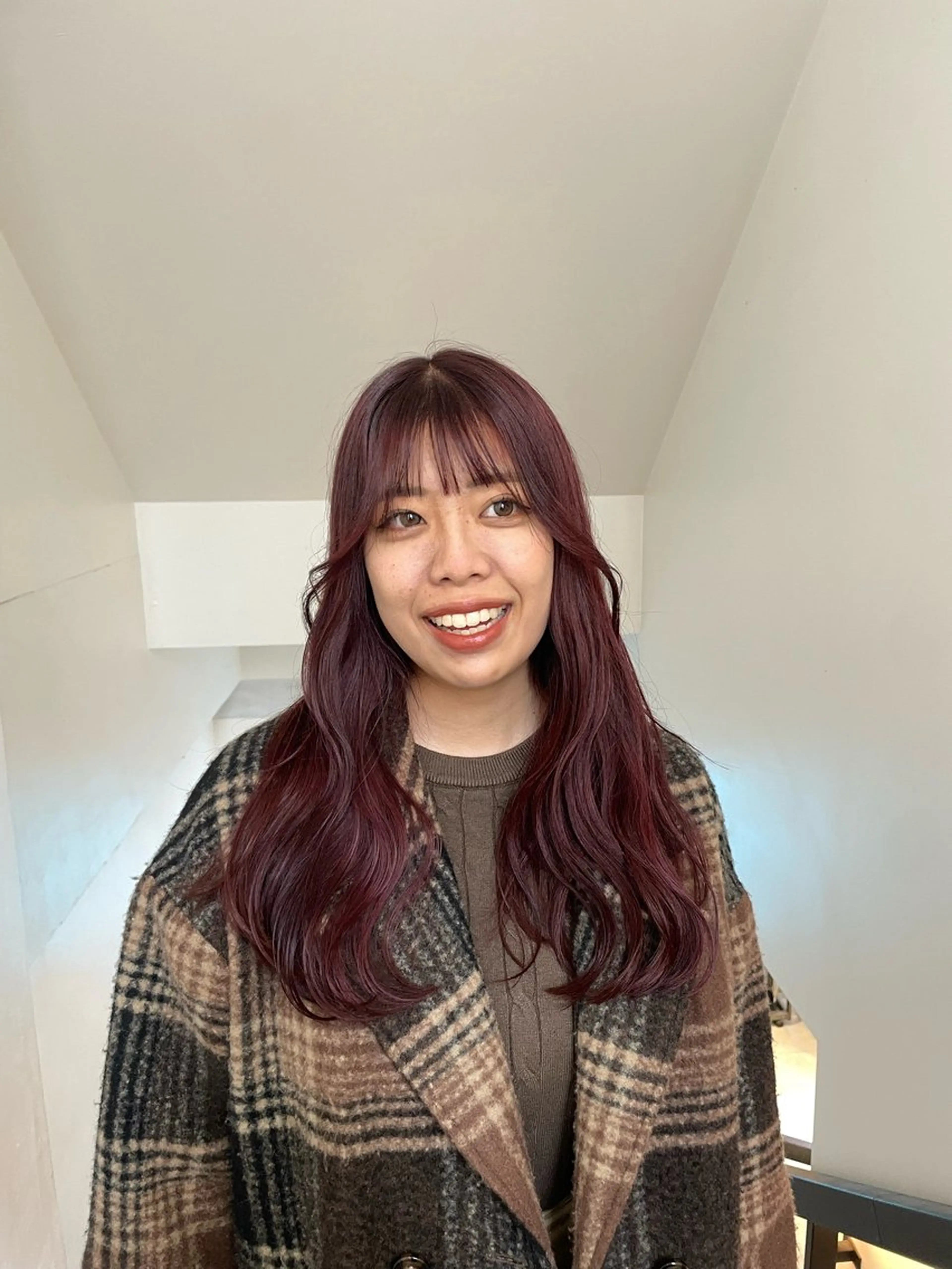 セミロング カラー ヘアカラー 🌟暖色系ハイトーン 🌟AIのヘアスタイル