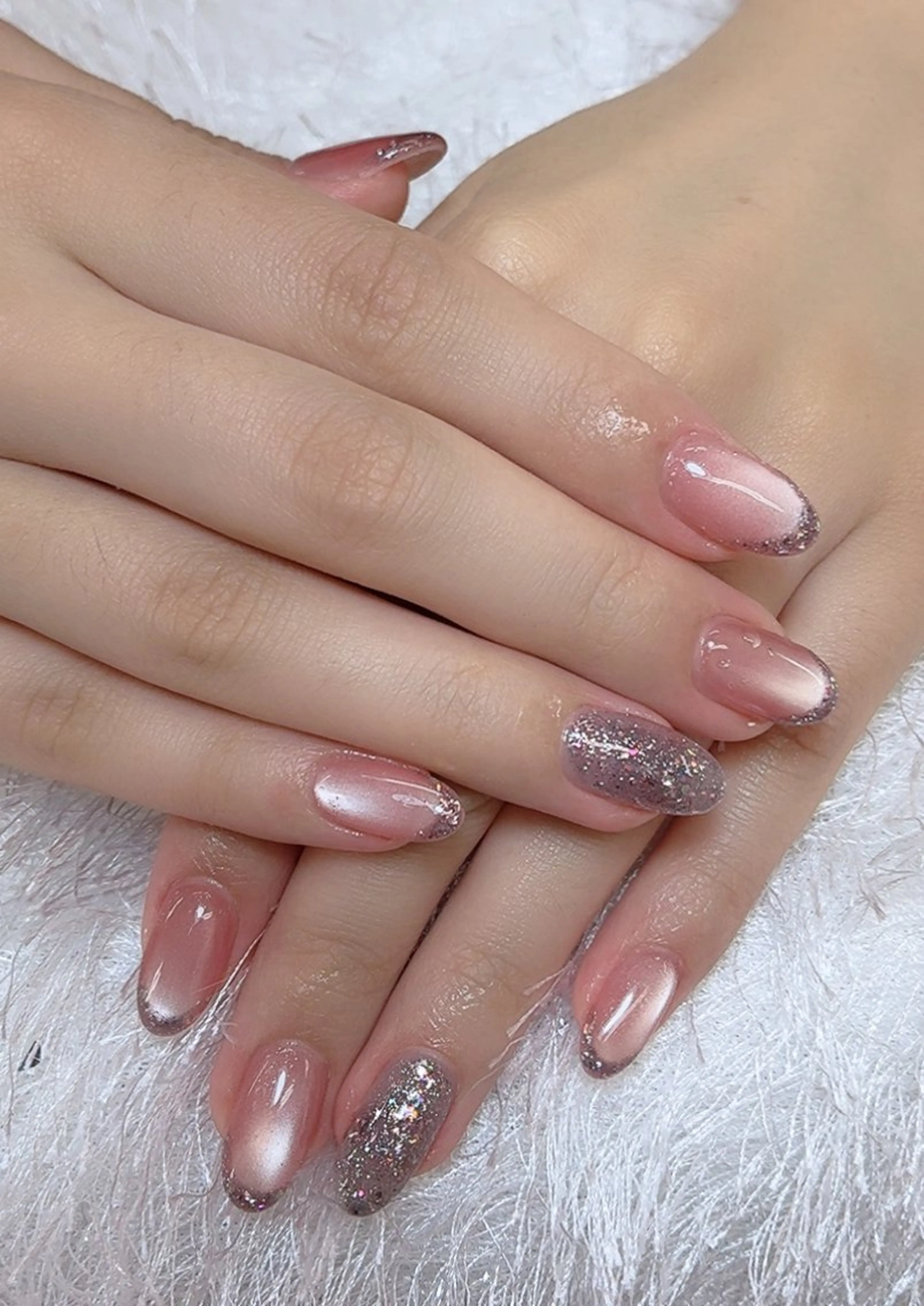 ネイル ハンドネイル 佐藤 依娜のネイルデザイン