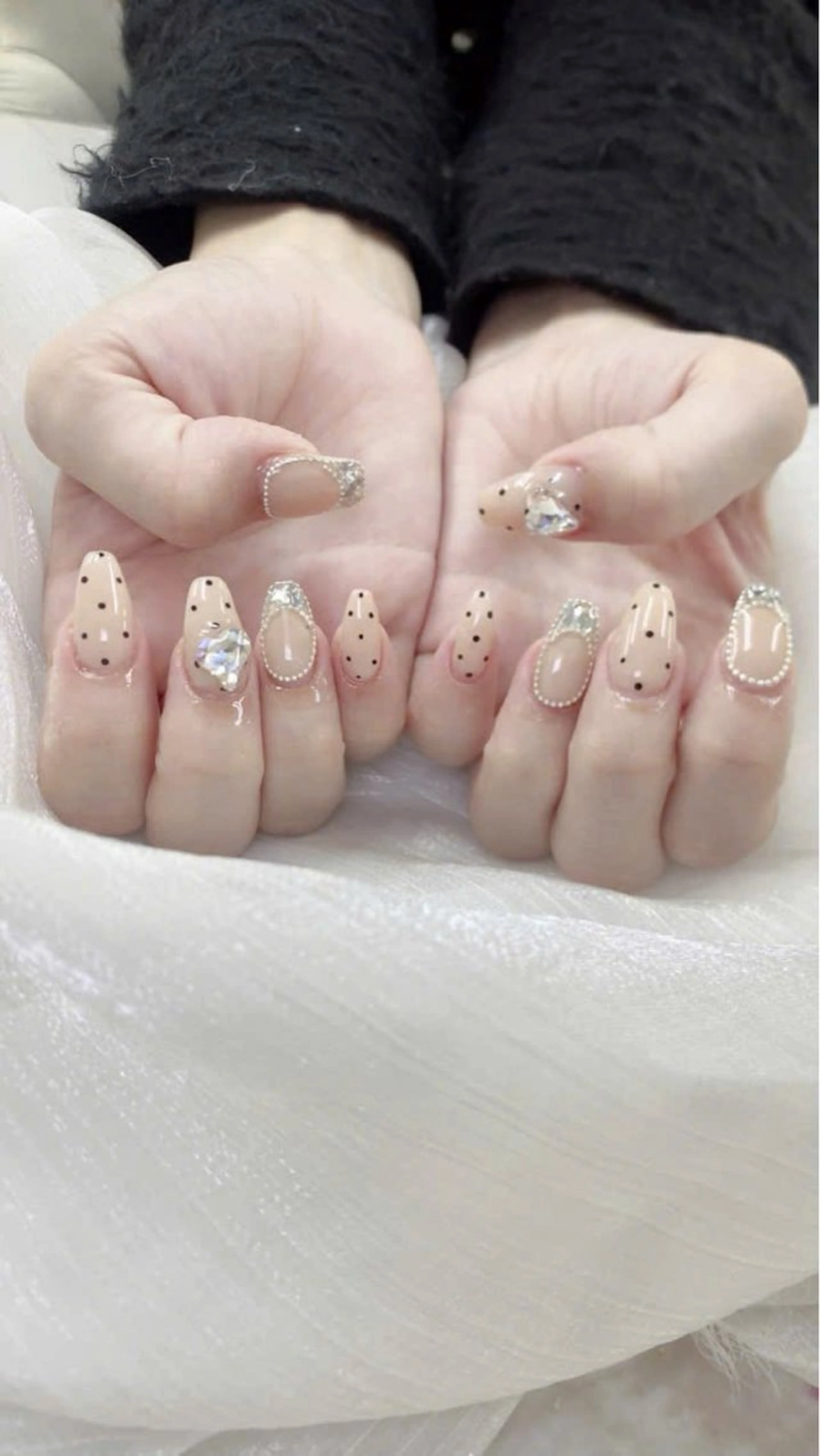 ネイル フレンチネイル グラデーション マグネットネイル ニュアンスネイル オフィスネイル ハンドネイル ハンドケア Hara Nail 【パラジェル使用】のネイルデザイン