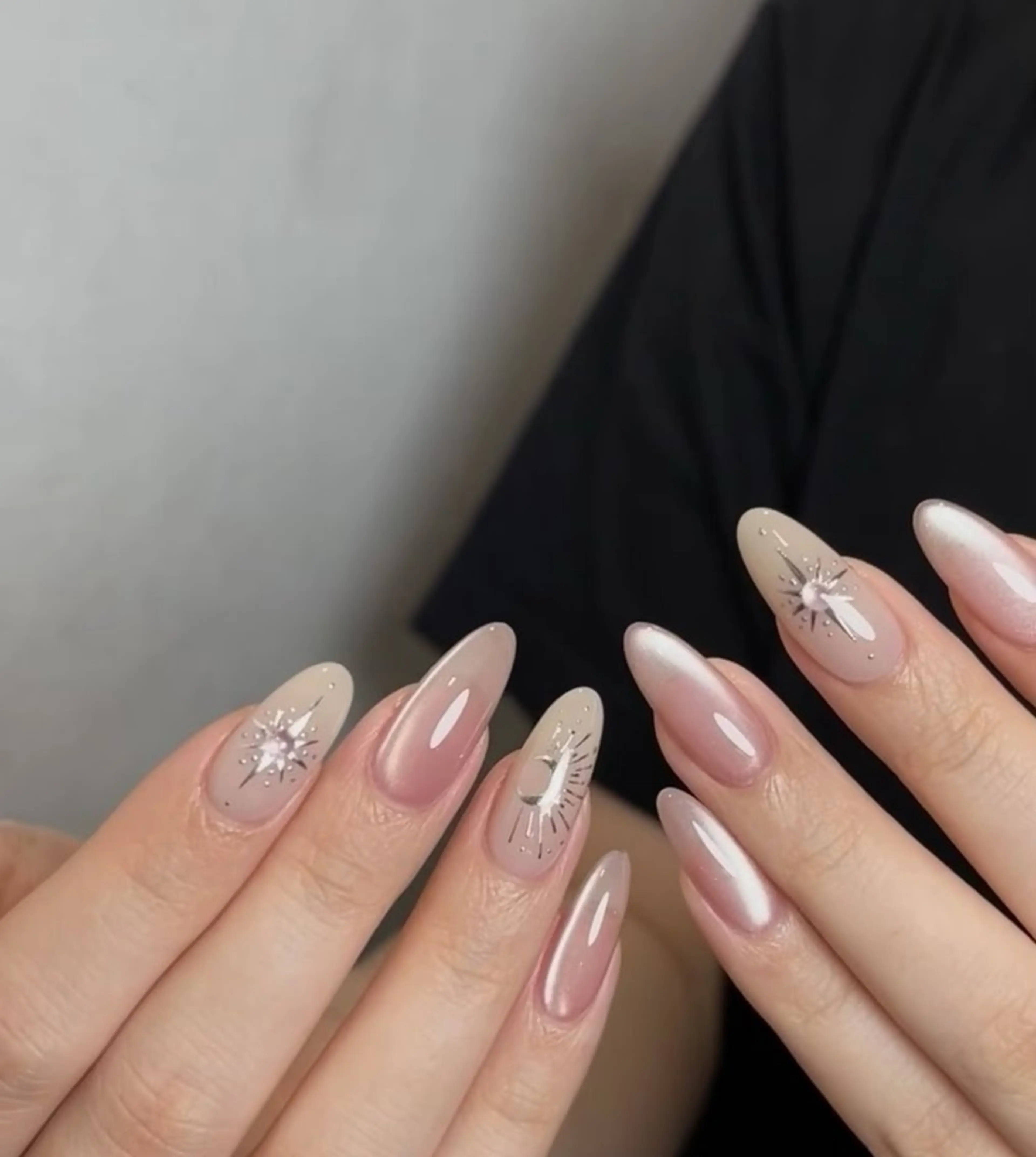 ネイル チークネイル フットネイル フレンチネイル ジェルネイル マグネットネイル ハンドネイル UM Nail Salonのネイルデザイン