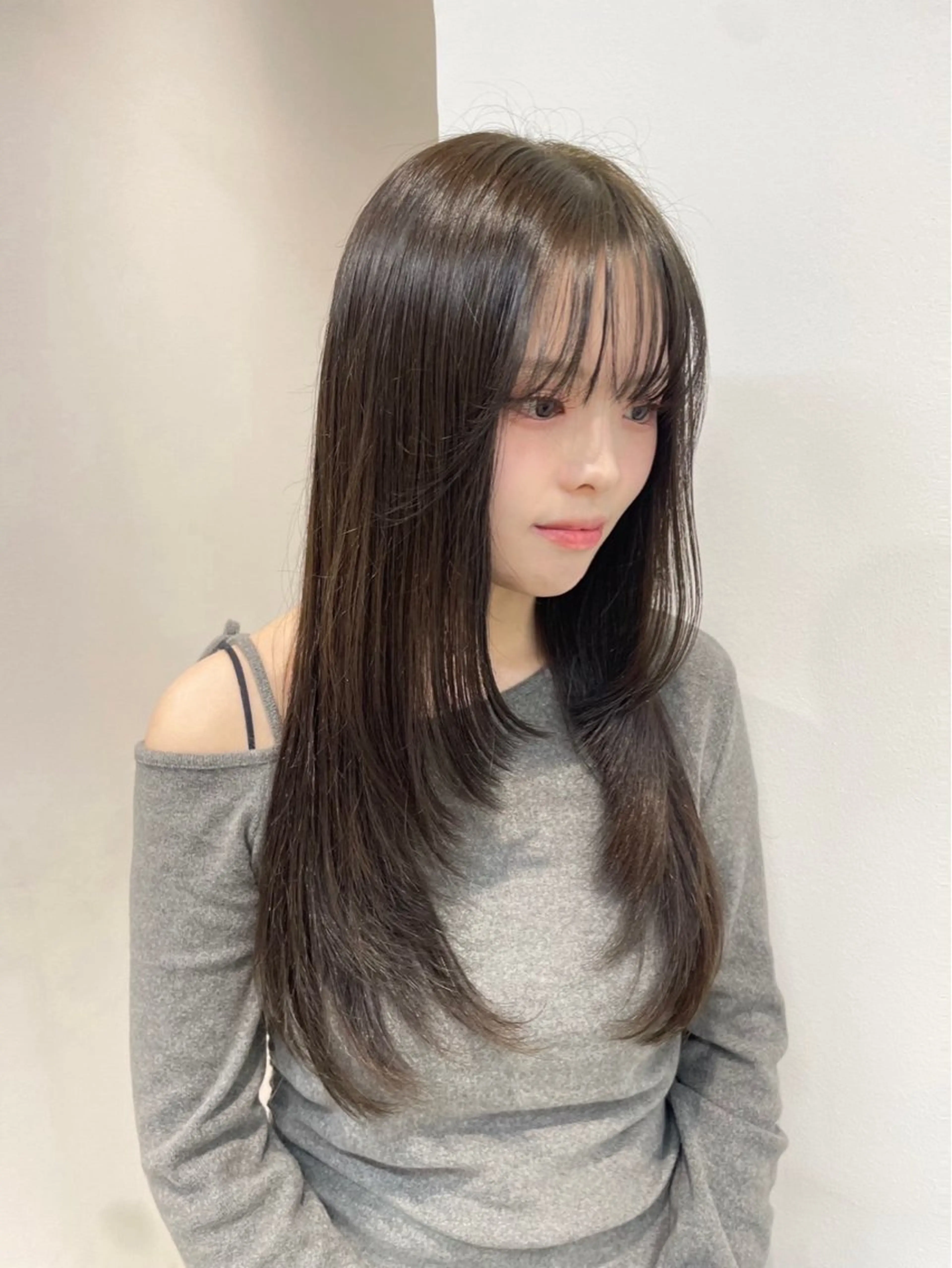 ロング カラー レイヤーカット カット トリートメント 𝘚𝘶𝘻𝘶 𓂃𓈒𓏸のヘアスタイル