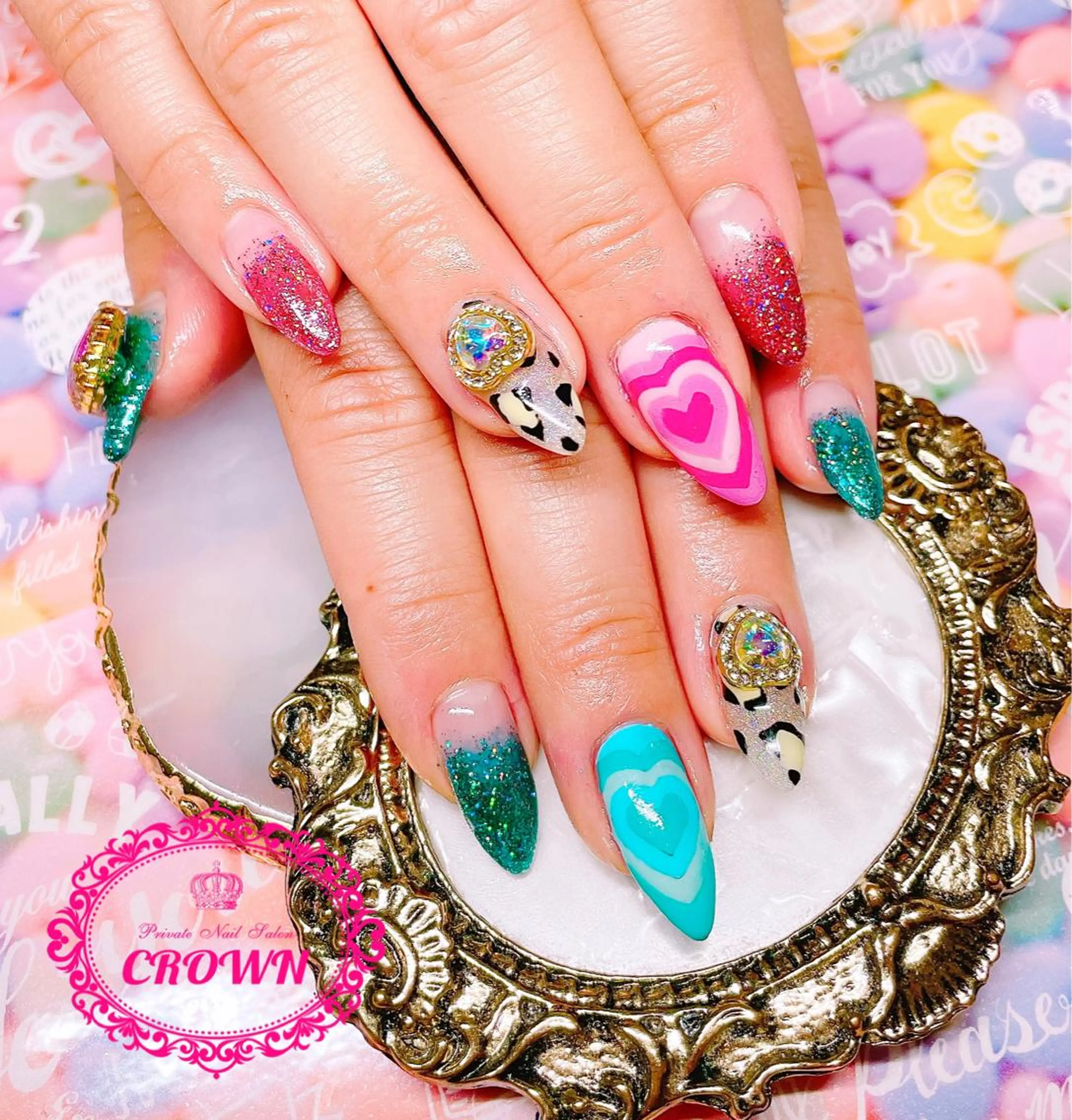 ネイル CROWN プライベートサロンのネイルデザイン