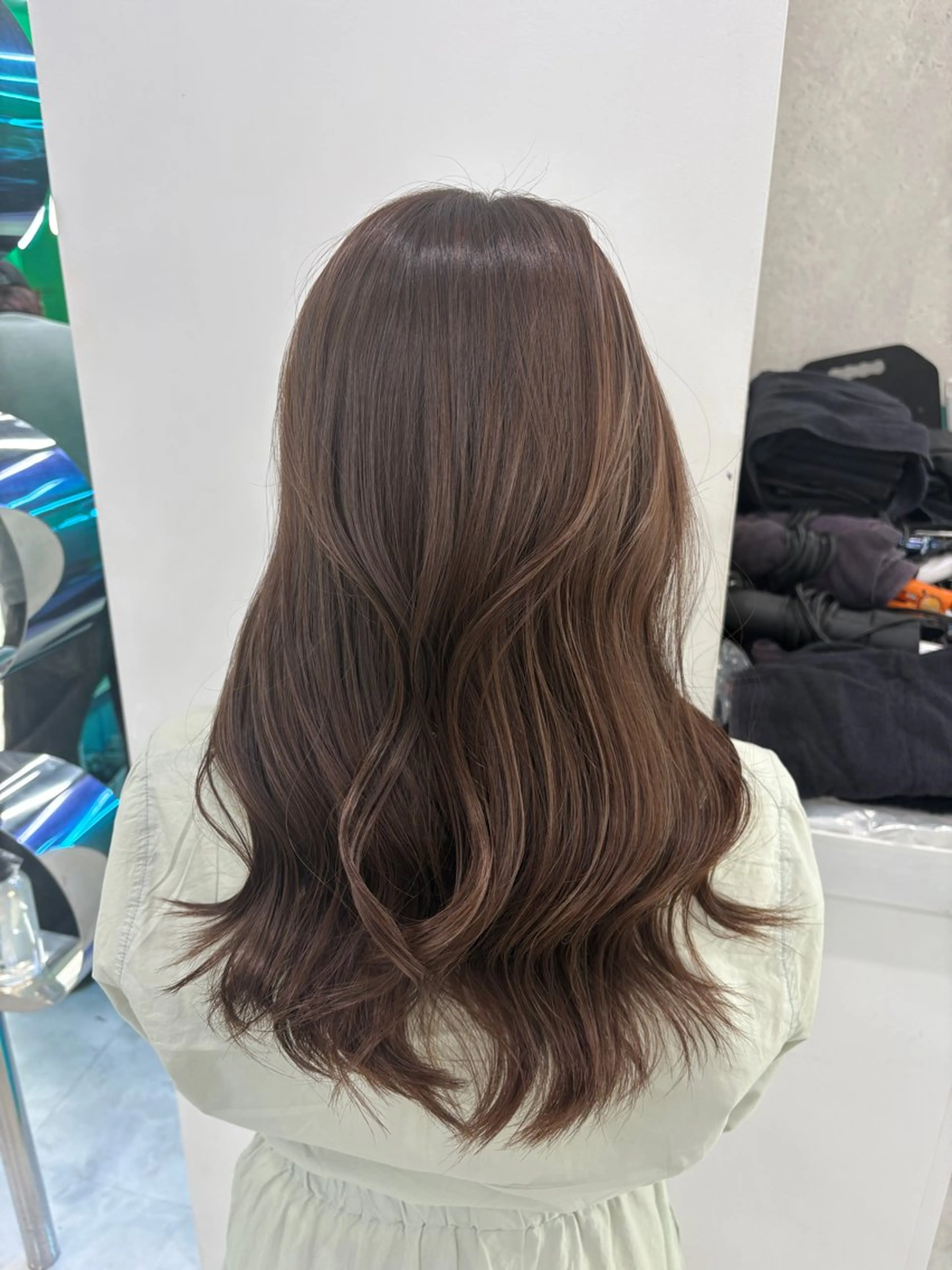 ロング カット ヘアカラー モテ艶🪄透明感カラ ー🦋RION🦋のヘアスタイル