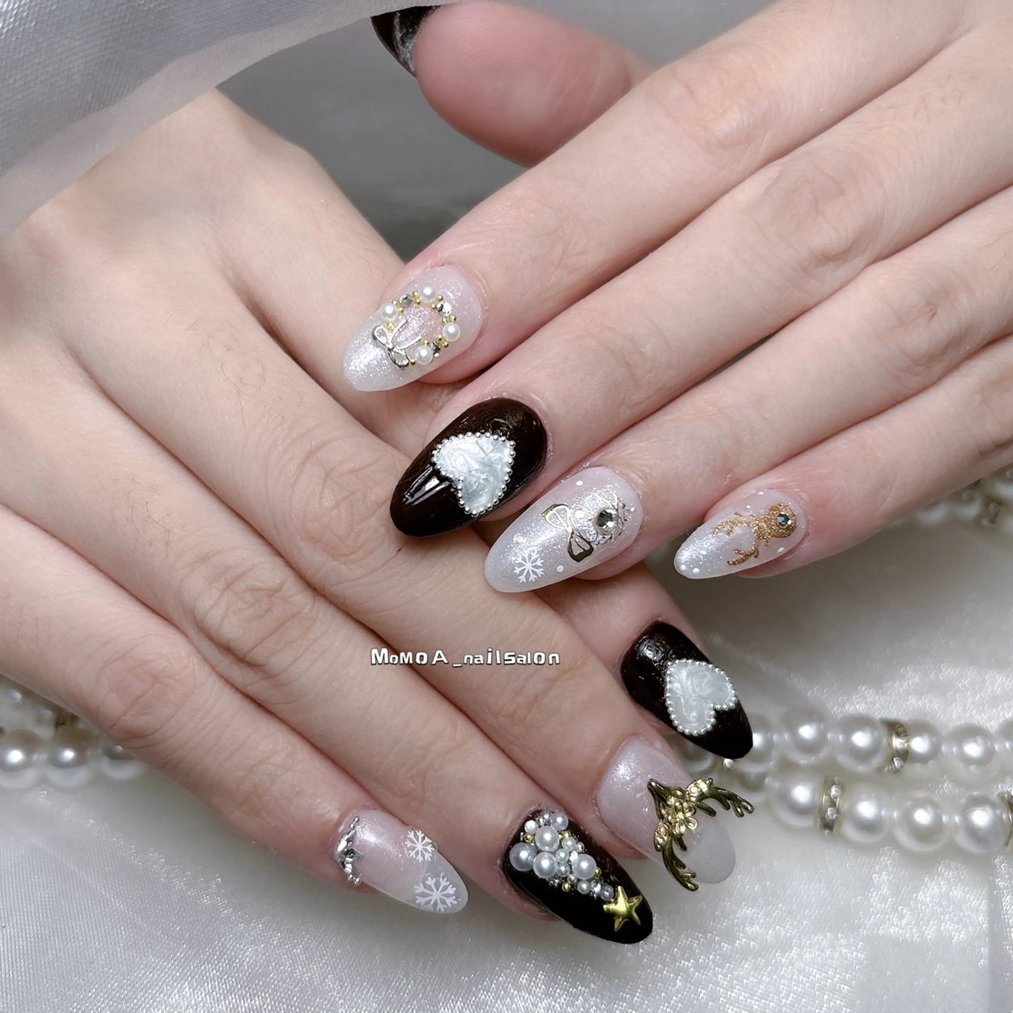 ネイル 成人式 ジェルネイル ロングネイル マグネットネイル 大理石ネイル(マーブル) ハンドネイル MoMoA Nail ネイル長さ出し専門店のネイルデザイン