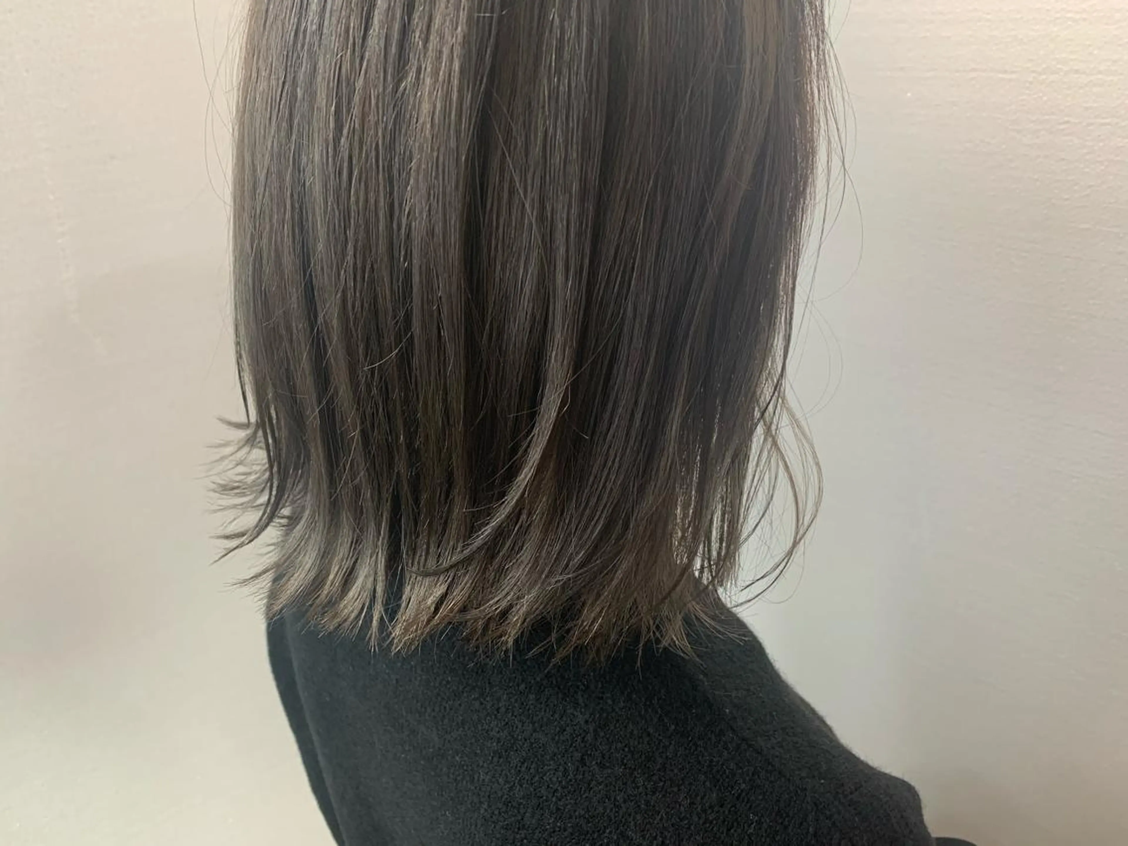 ミディアム カラー カット ヘアカラー トリートメント 【Uneユヌ】菊地 春那のヘアスタイル