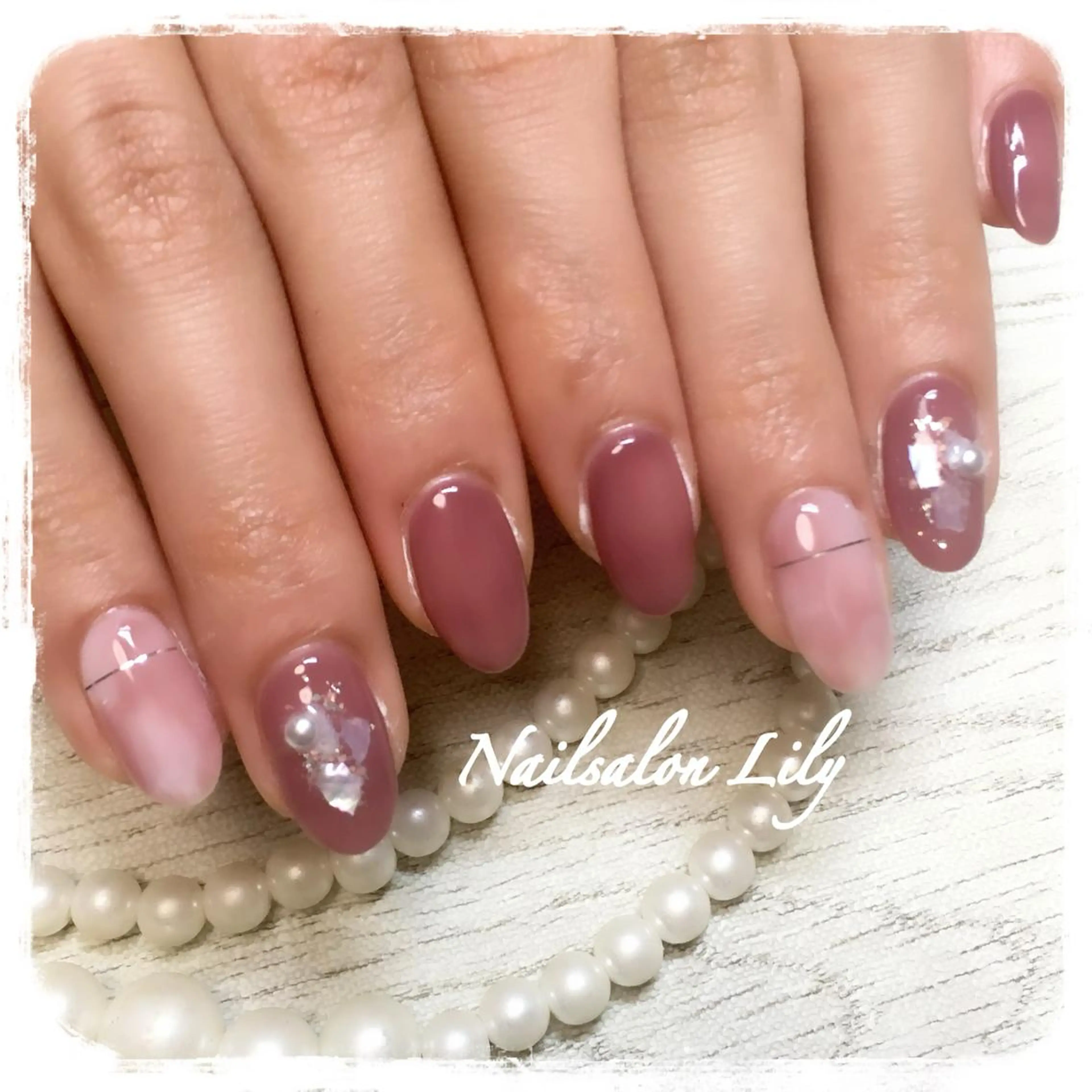 ネイル Nailsalon Lilyのネイルデザイン