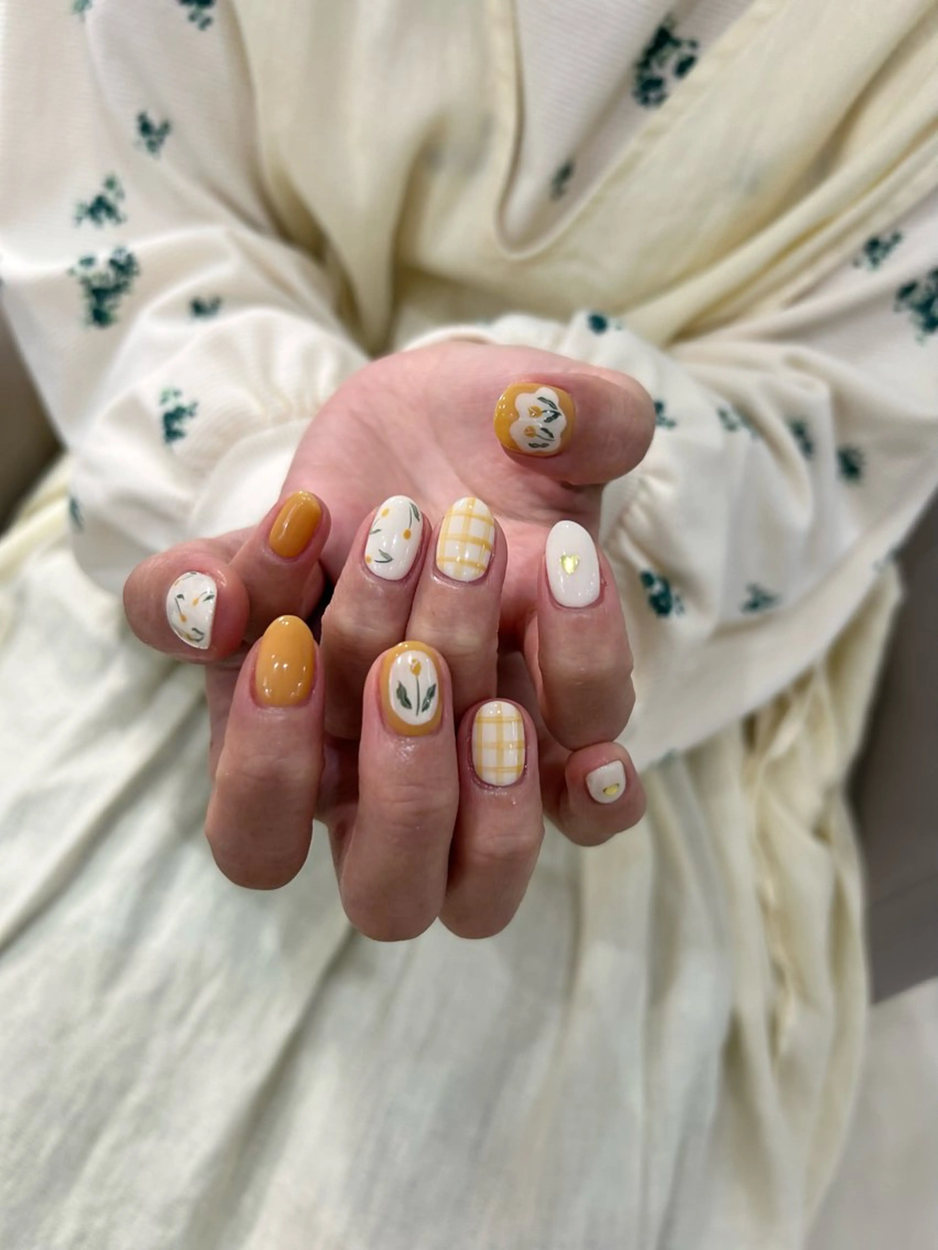 ショート ｵｵﾀｹ ﾚｲﾅのネイルデザイン