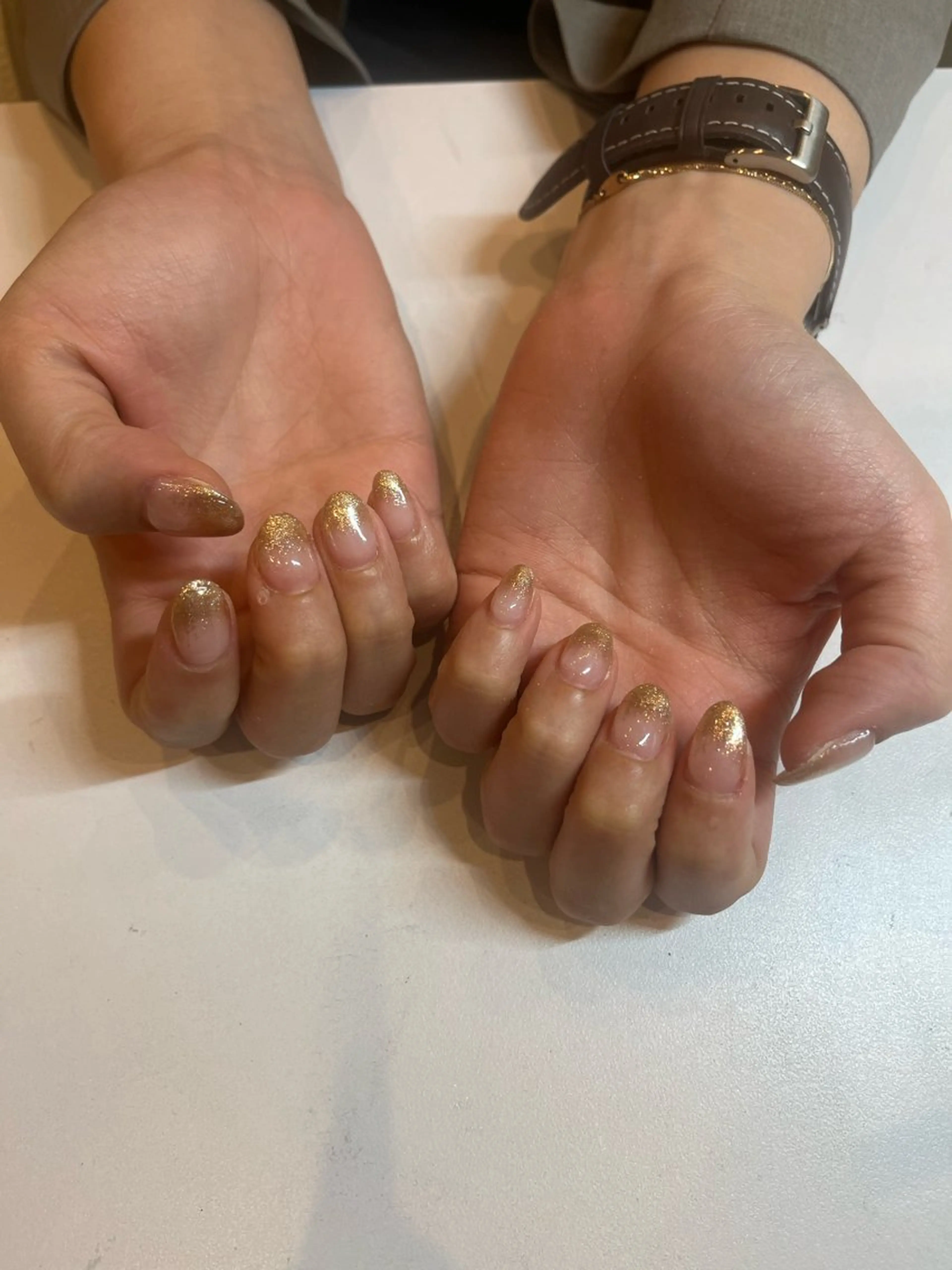 ネイル ゴールド グラデーション ラメ(グリッター) ラメグラデーション 大貫 日向のネイルデザイン