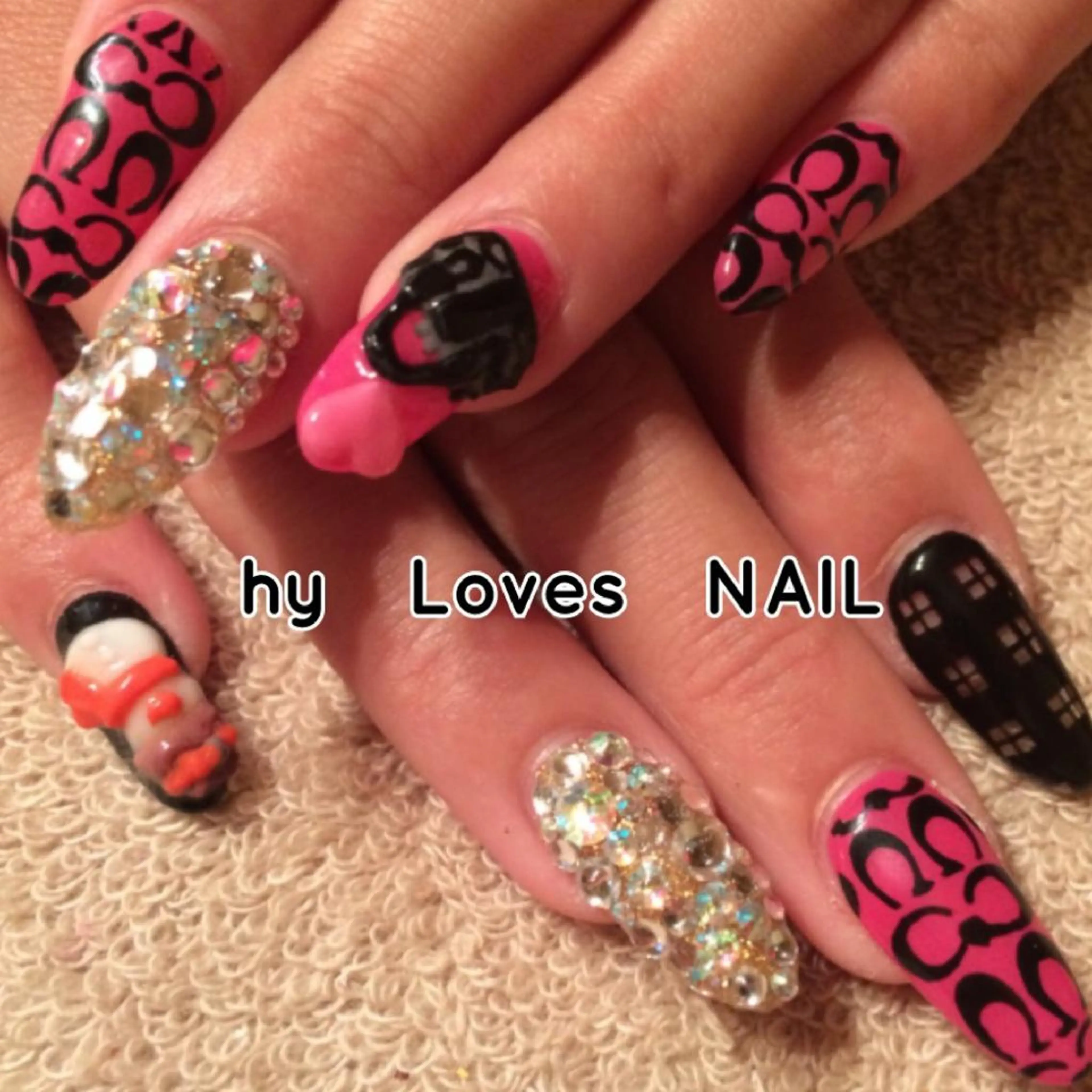 ネイル ストーンネイル ハンドネイル よしだ ひろきのネイルデザイン