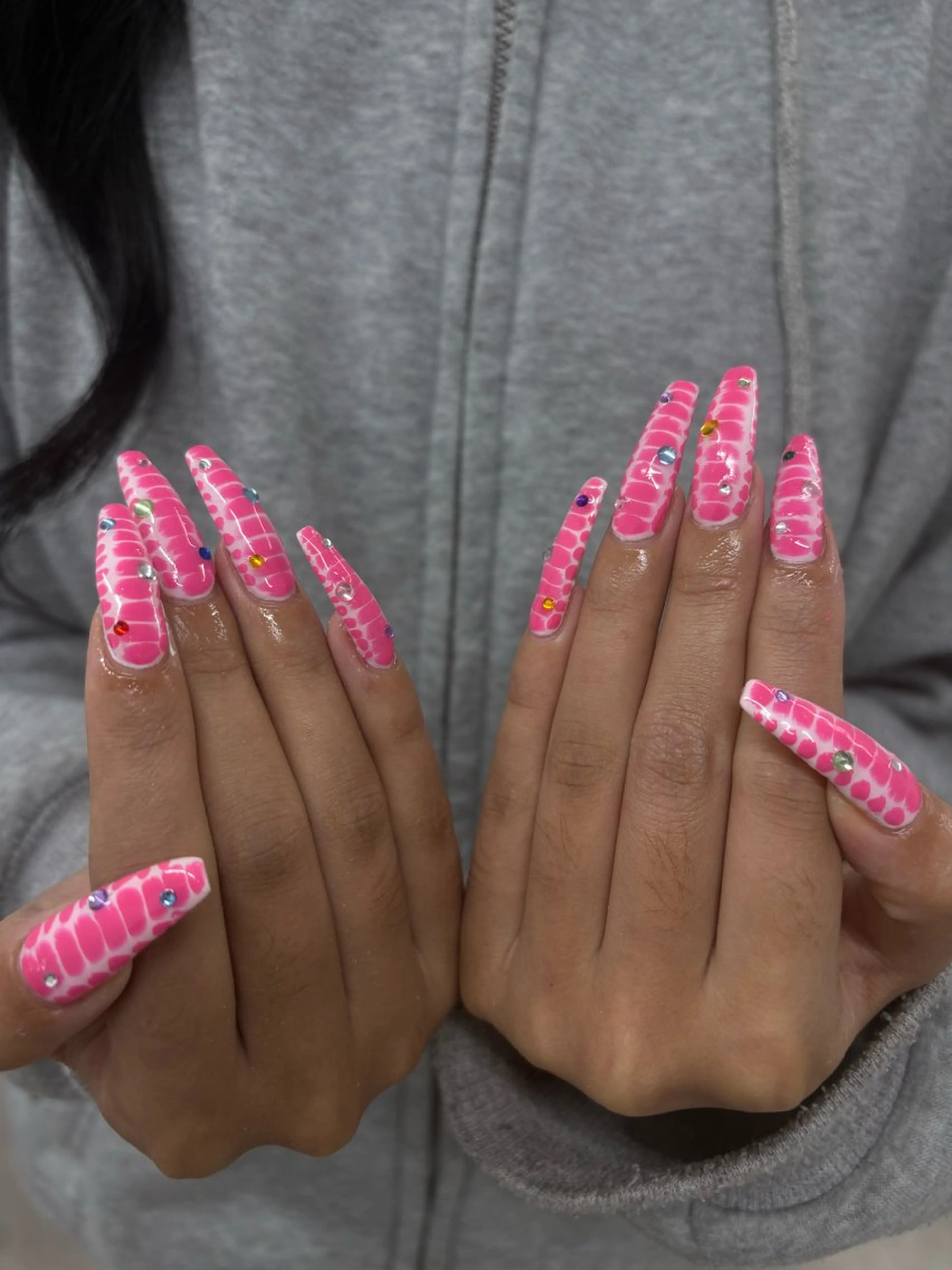 ネイル ハンドネイル yuria 🎀海外ネイル🌺のネイルデザイン