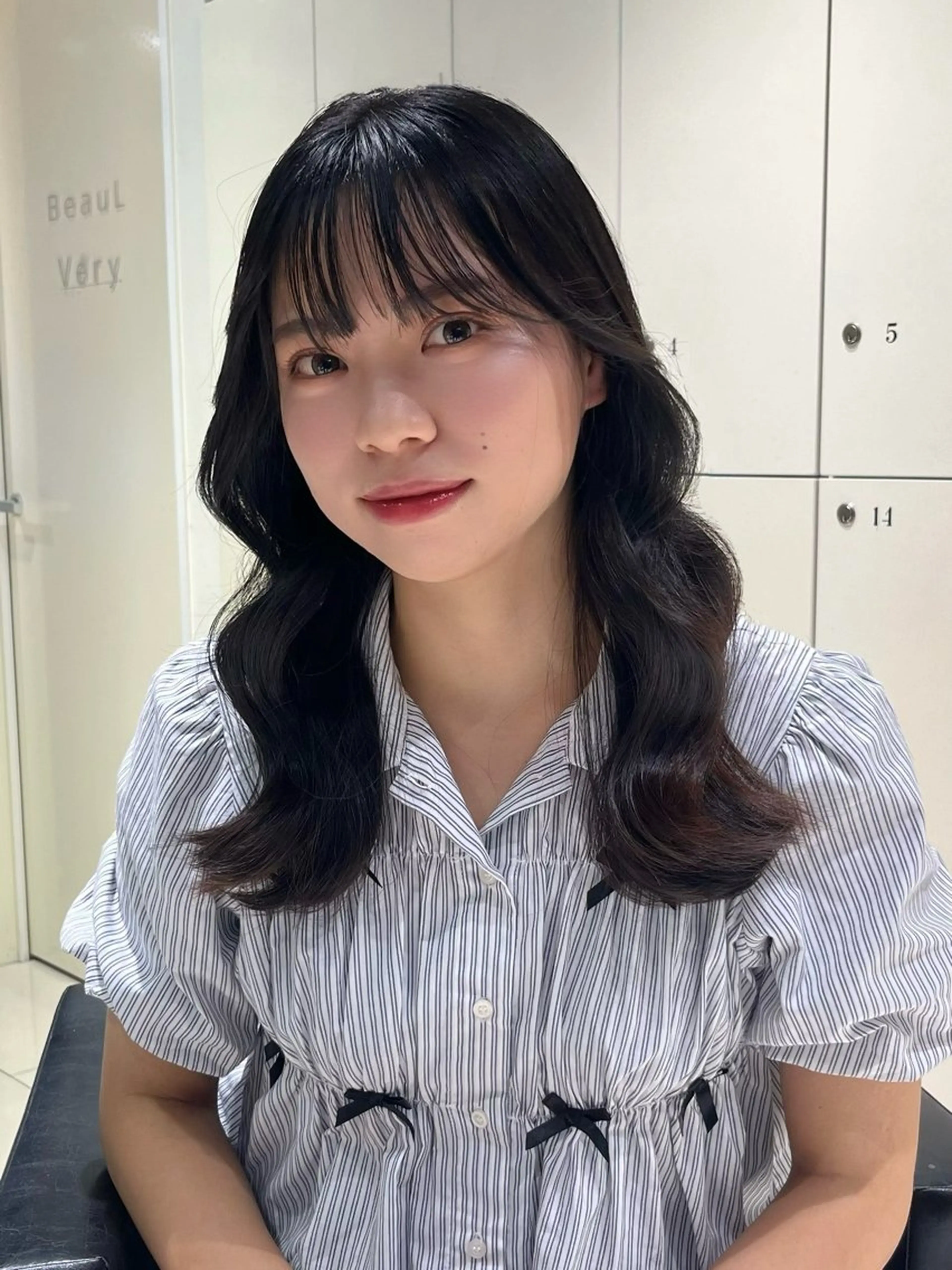 ミディアム 髪質改善/透明感カラ ー/レイヤー/あやはのヘアスタイル