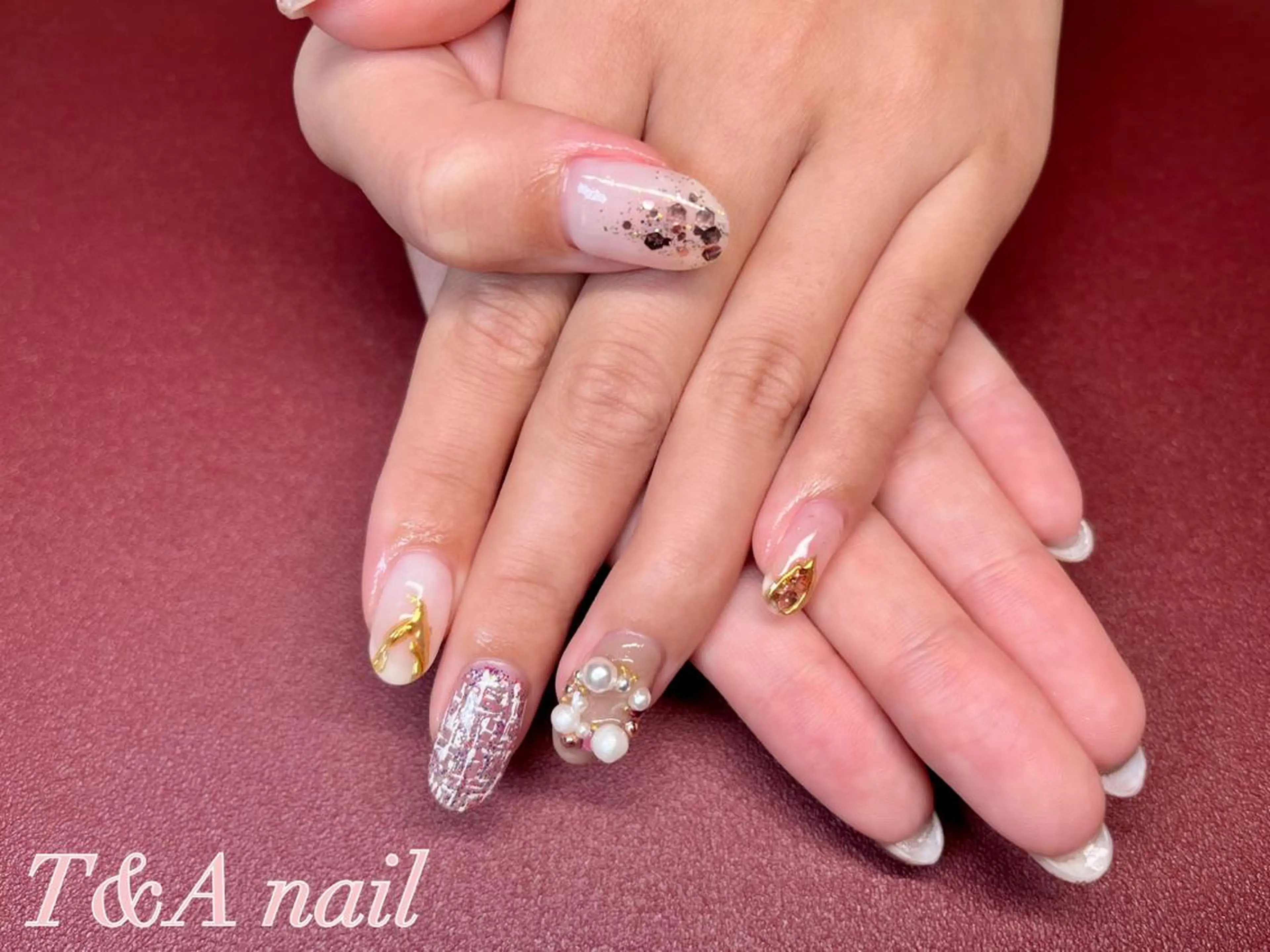 ミディアム ネイル ジェルネイル スカルプネイル ツイードネイル ハンドネイル T&A nailのネイルデザイン