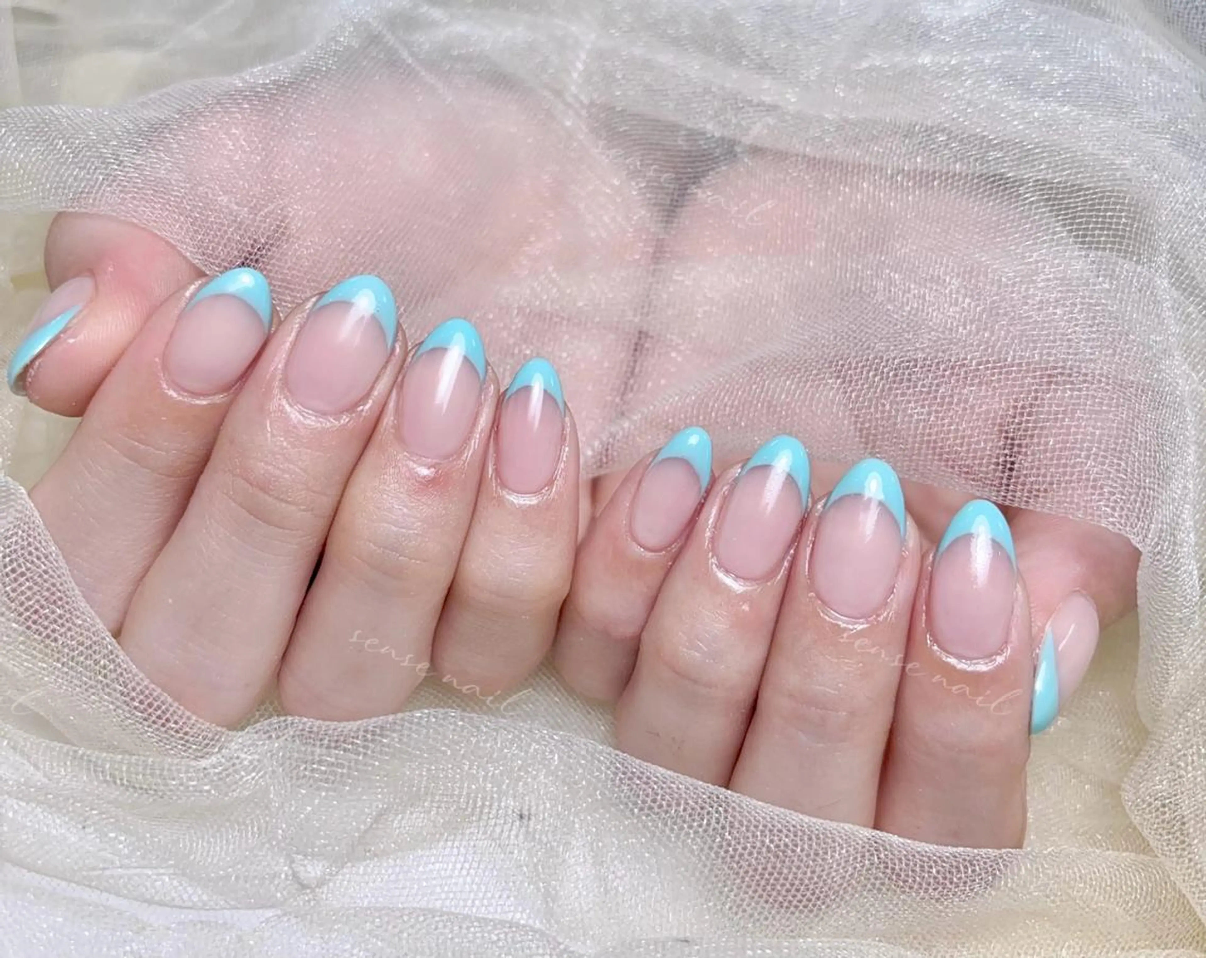 🎀🎀フレンチ🎀🎀2色【初回ジェルオフ無料ケア込み】【パラジェルあり】5500の写真