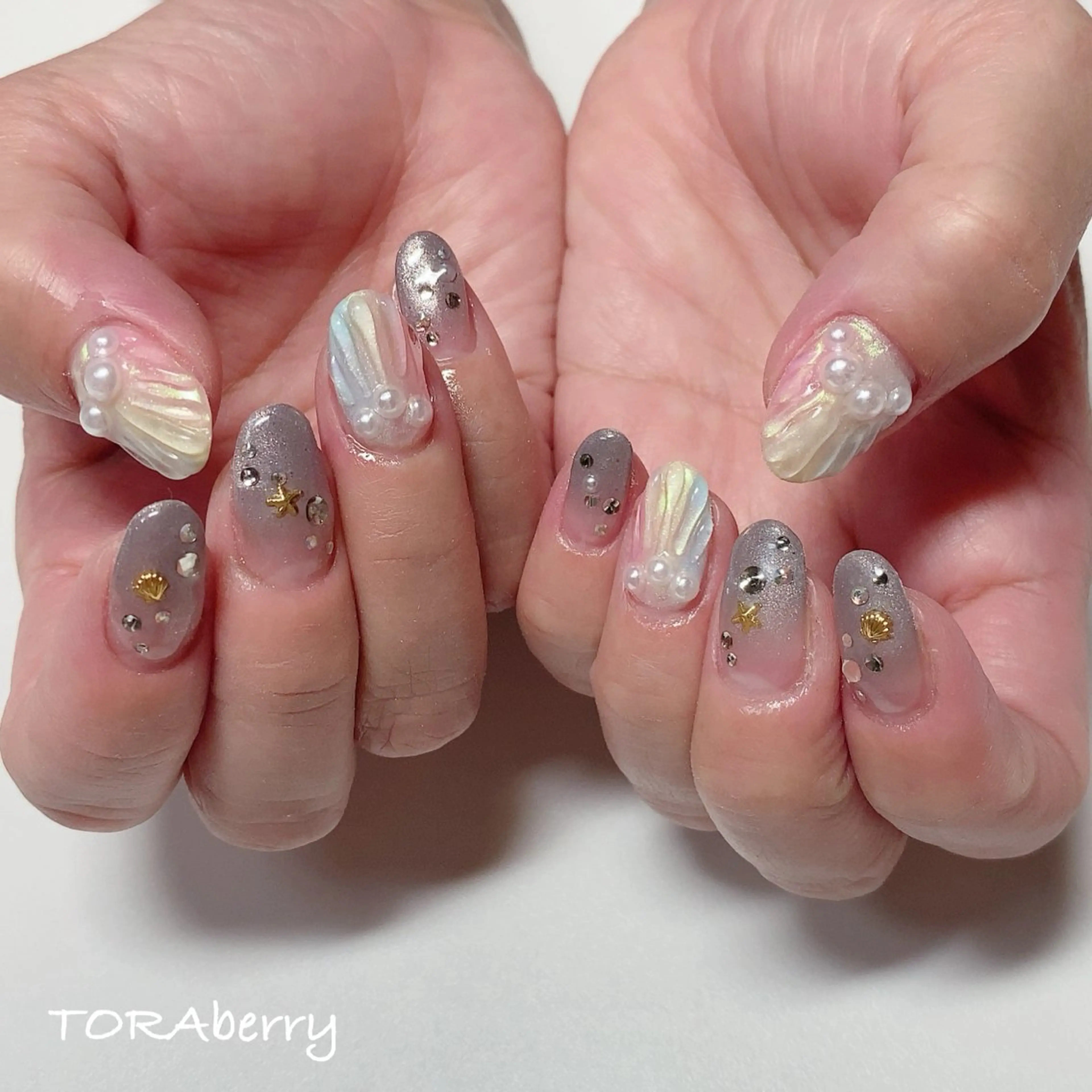 ネイル ハンドネイル ネイリスト なつみのネイルデザイン