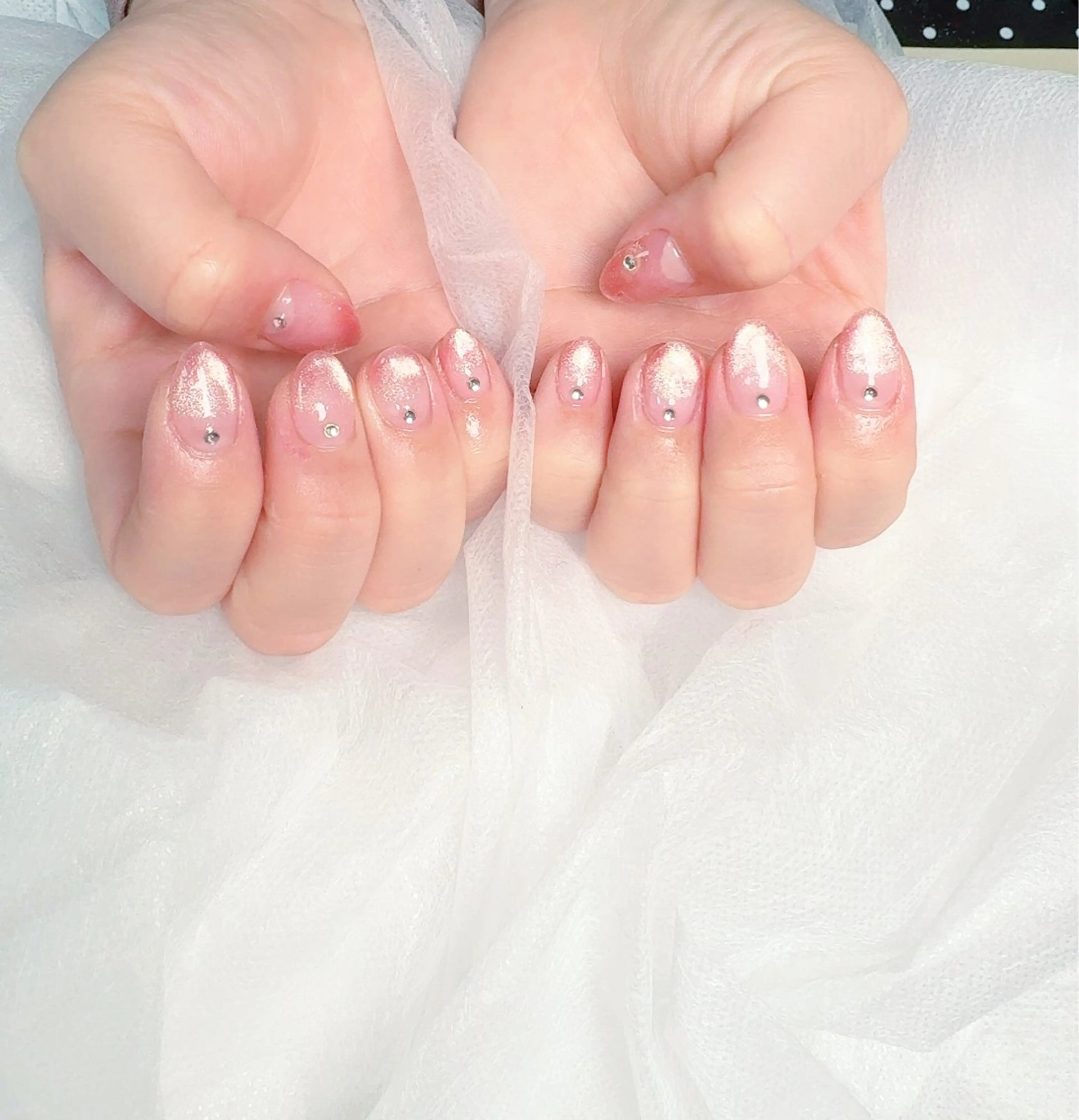 ネイル pink ladyサロン所属・べ にのネイルデザイン