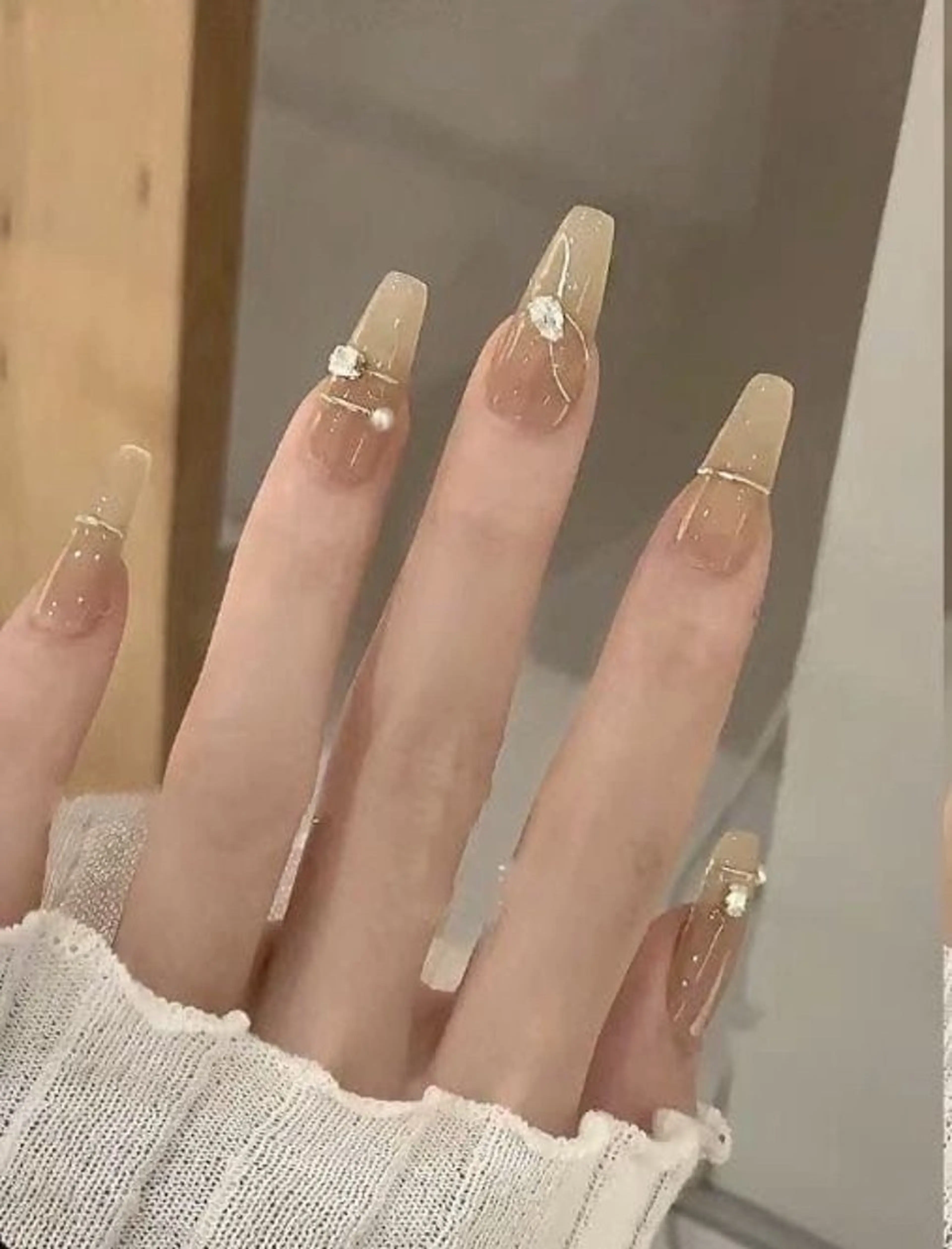 ネイル 韓国ネイル 持ち込み ニュアンスネイル ネイルチップ Minn ANA.CHUOのネイルデザイン