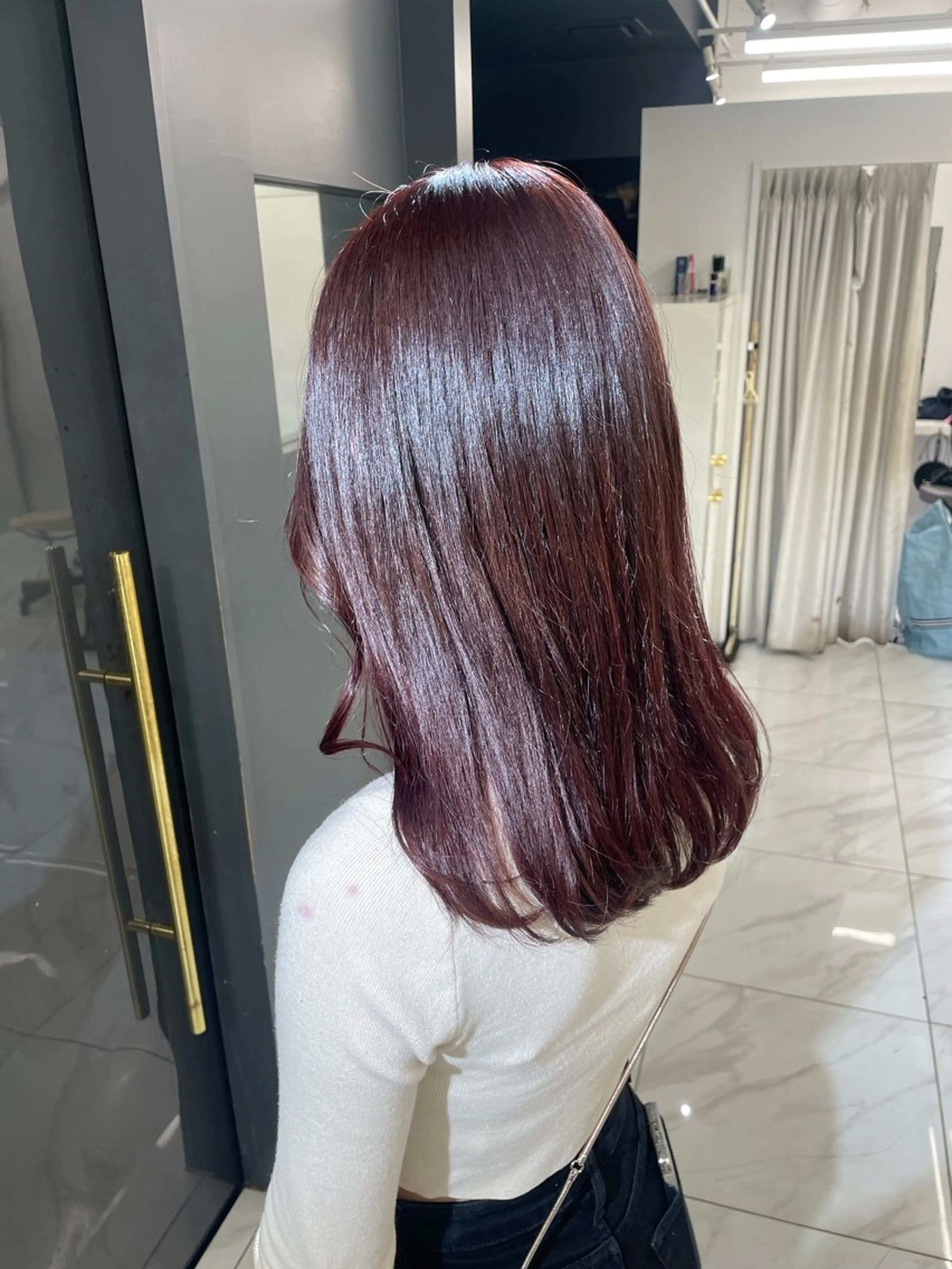 セミロング カラー カット ヘアカラー 渋谷美容師 ユイのヘアスタイル