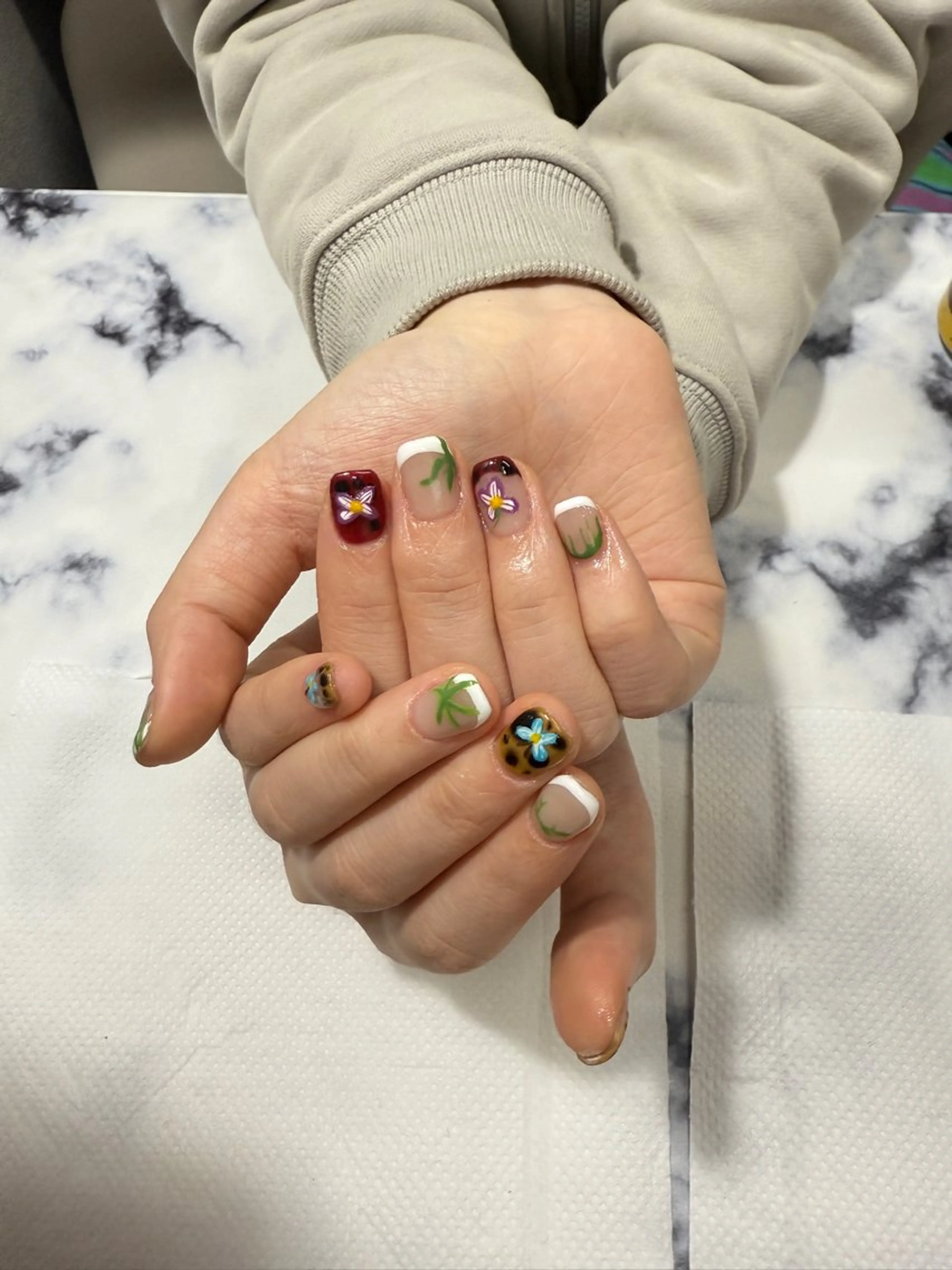 ネイル チークネイル 長さ出し フラッシュネイル フットネイル フレンチネイル Nikoネイルサロン中野店所属・merci リカのネイルデザイン