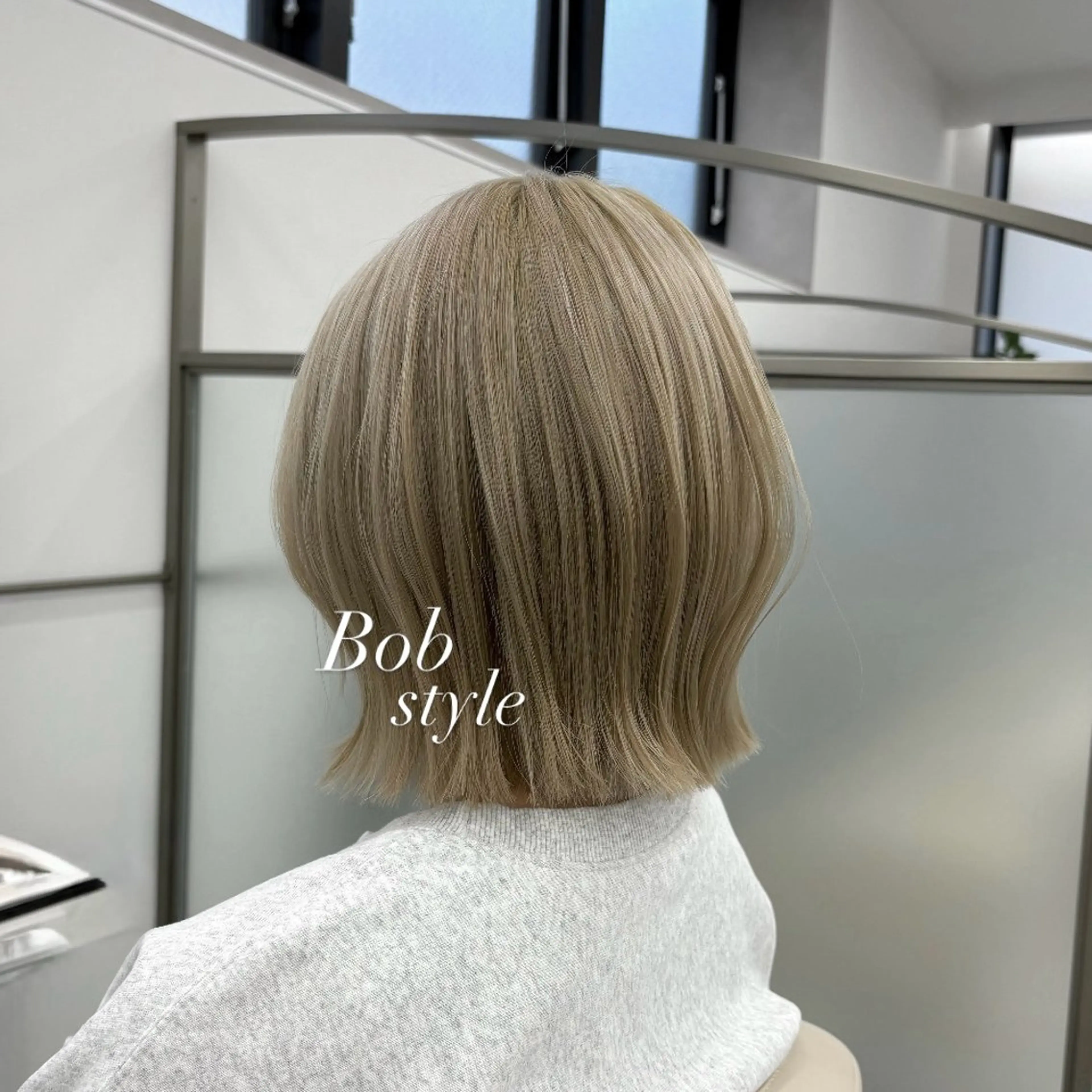 ショート カラー ボブ トリートメント ボブ/前髪顔周り COA【komo】のヘアスタイル