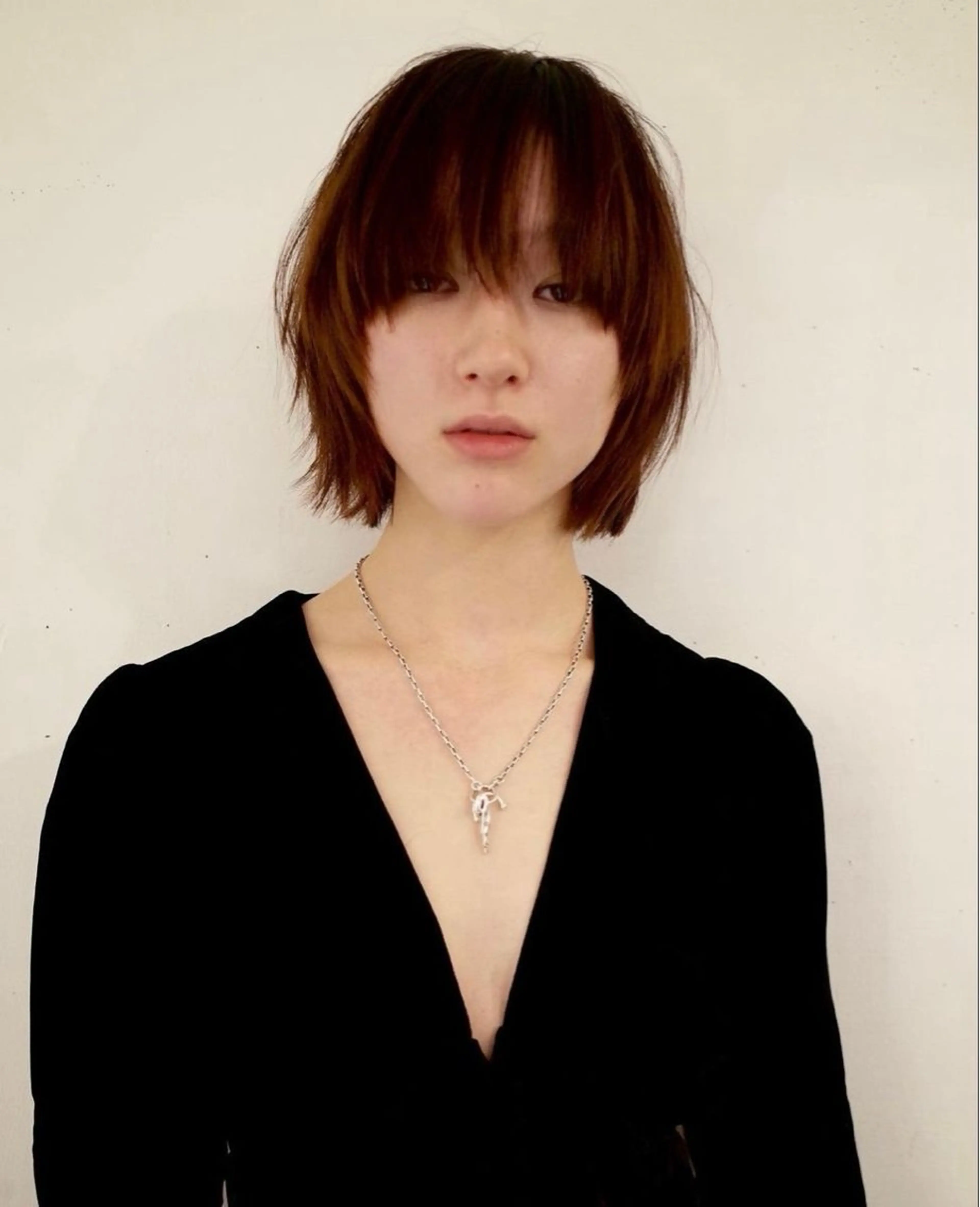 ミディアム 未 来カットモデル無料のヘアスタイル