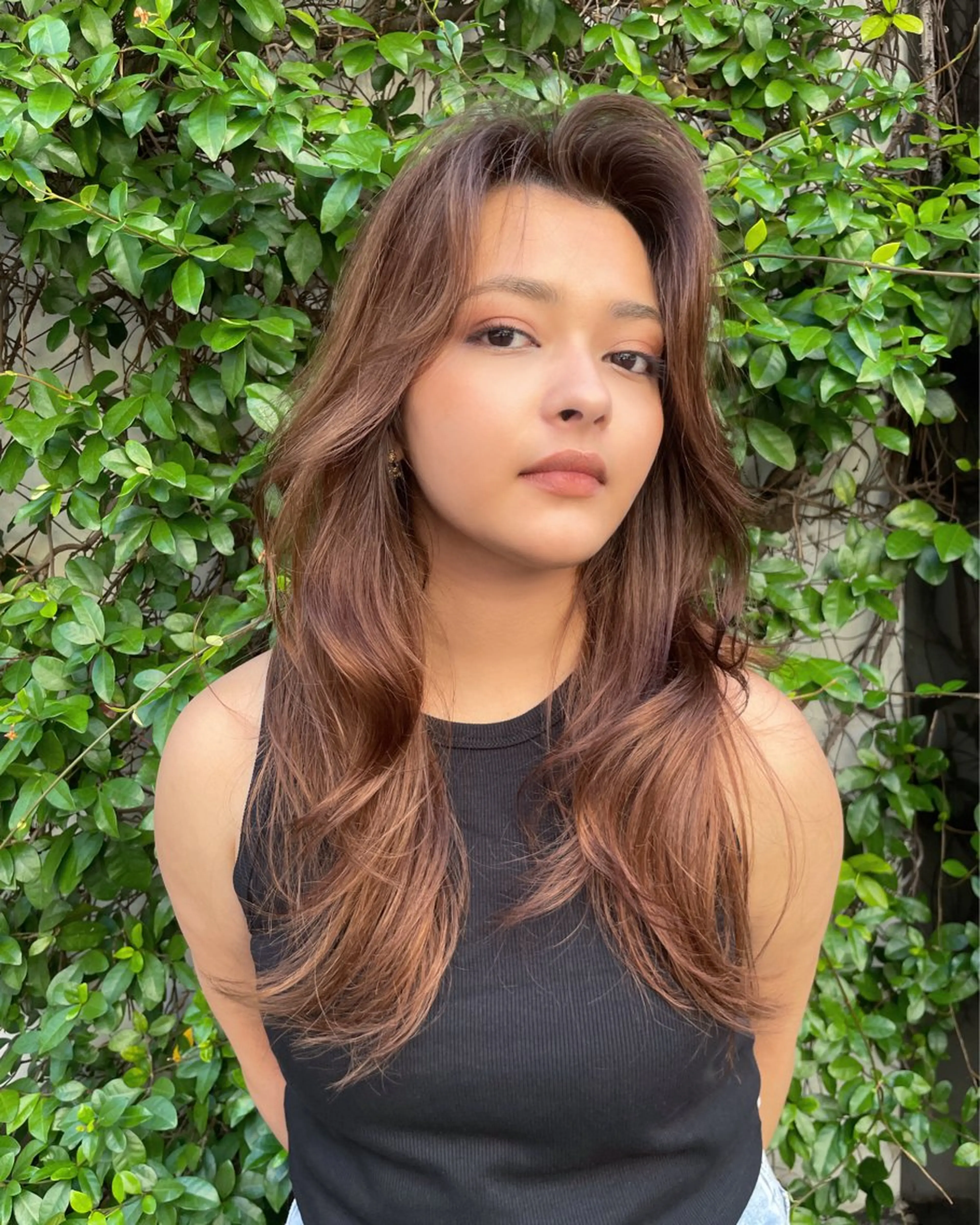 ロング カラー ベージュカラー ブリーチ ブラウンカラー ブラウンベージュ イルミナカラー 海外レイヤー/赤み 消しカラー/上原聖奈のヘアスタイル