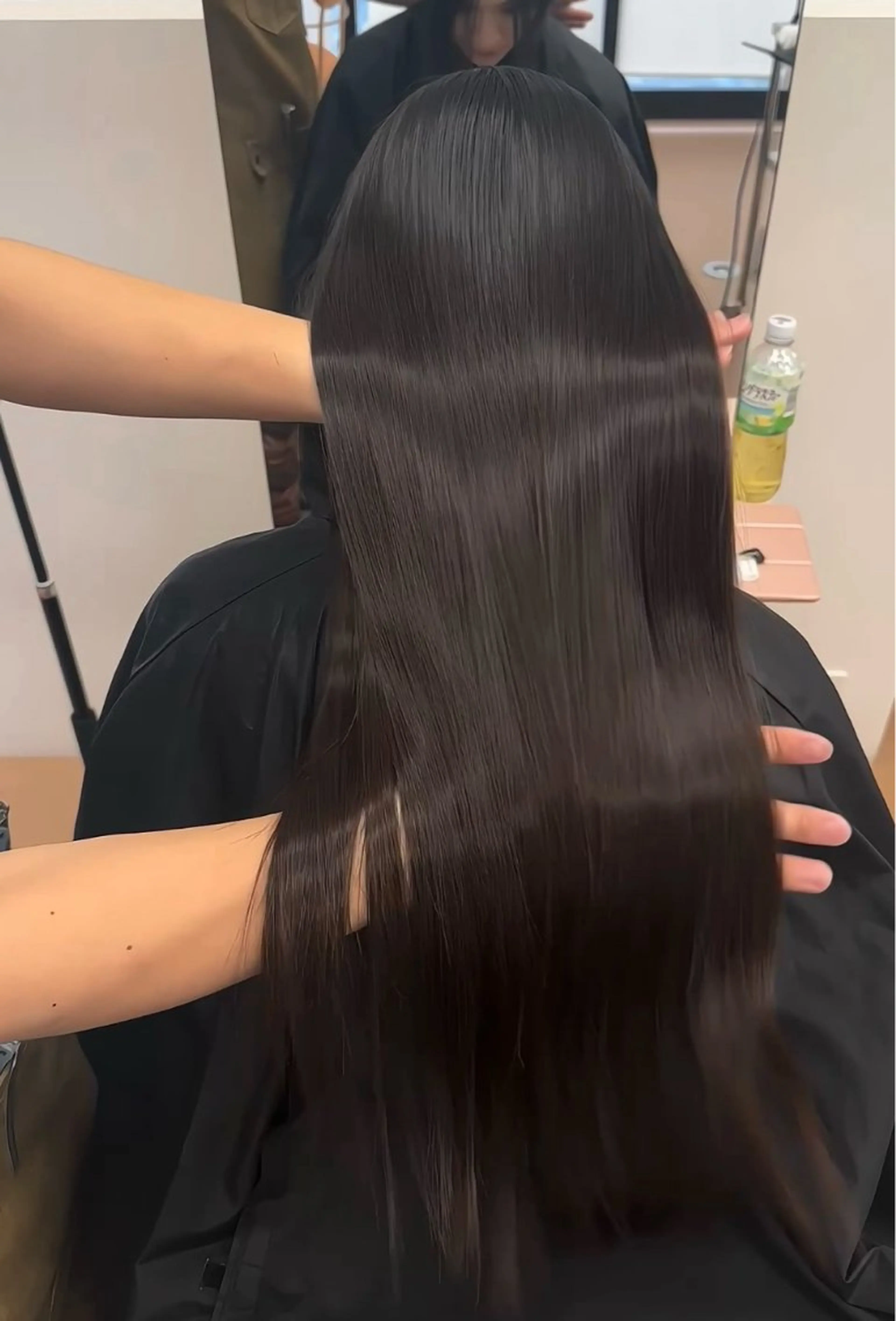 【リピーター様限定】美髪矯正リタッチ＋髪質改善ケラチンTRの写真