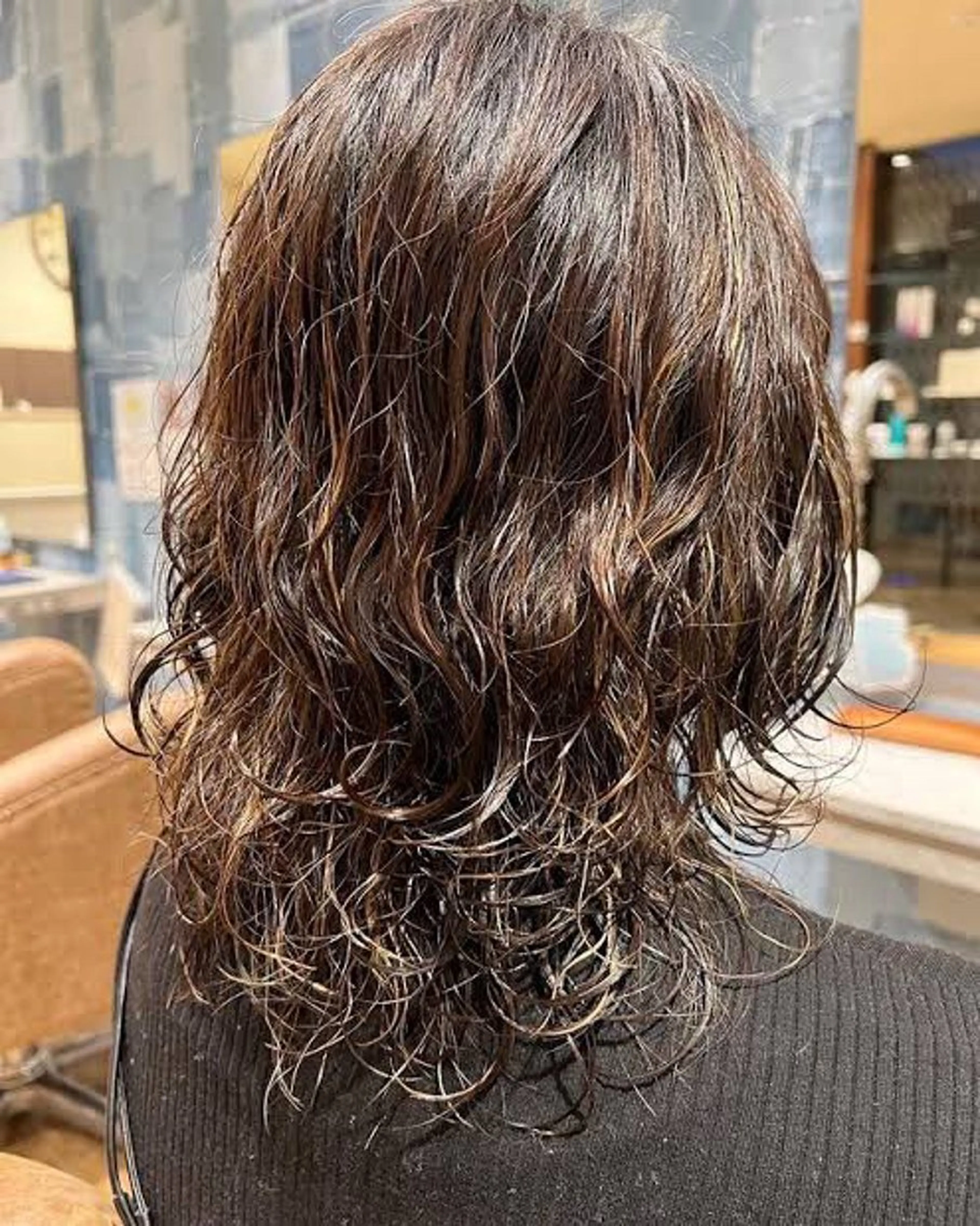 セミロング パーマ 五十嵐 琉奈のヘアスタイル