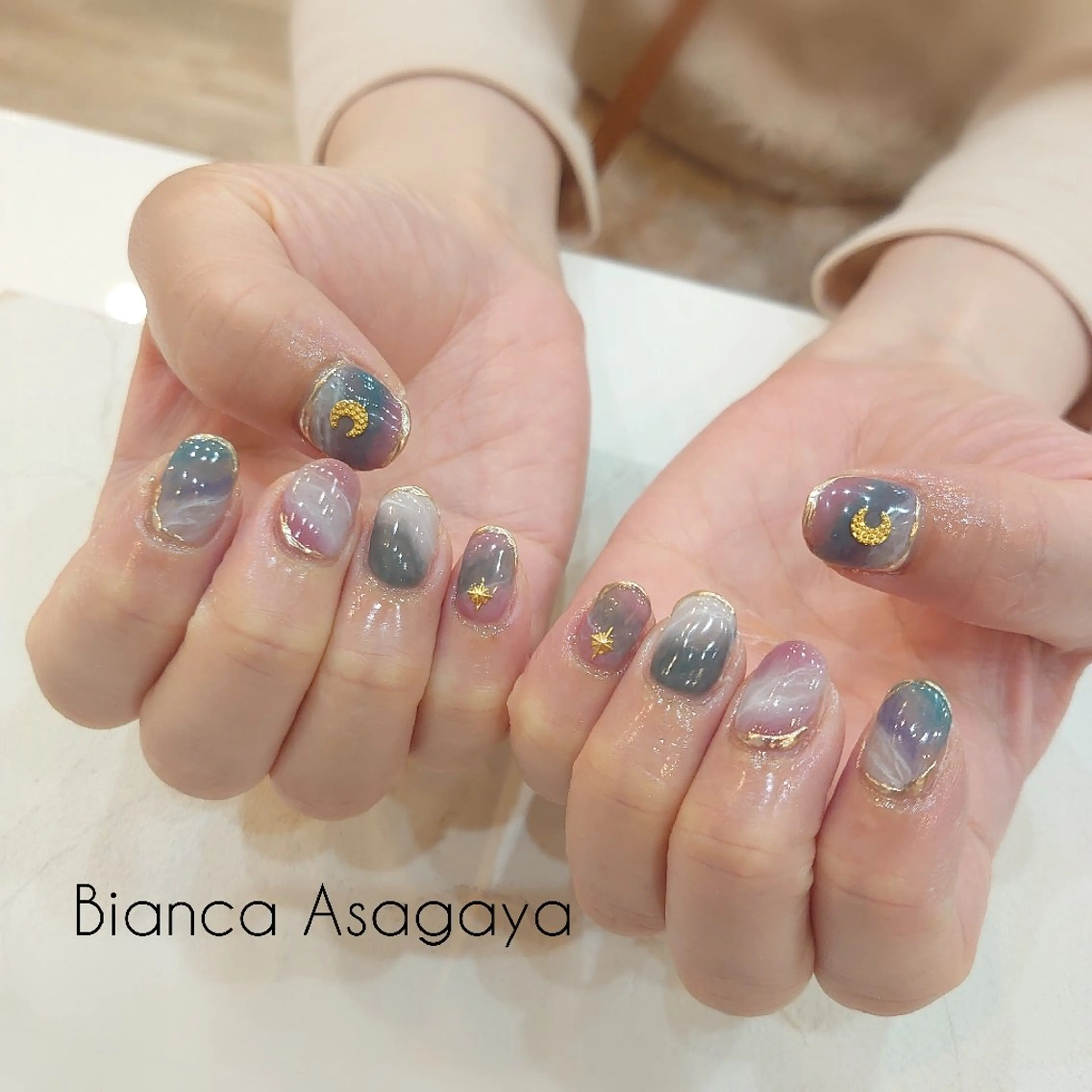 ネイル 持ち込み ニュアンスネイル Bianca TANAKAのネイルデザイン